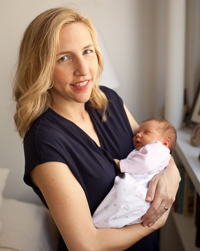 I&rsquo;m such a fan of strong, beautiful and brave mothers! I would list all the amazing things about this mom, but it would be forever long and no one reads on Instagram anyways. 😉
Love you @ziehersmith &bull;
&bull;
&bull;
&bull;
&bull; #nycbaby 