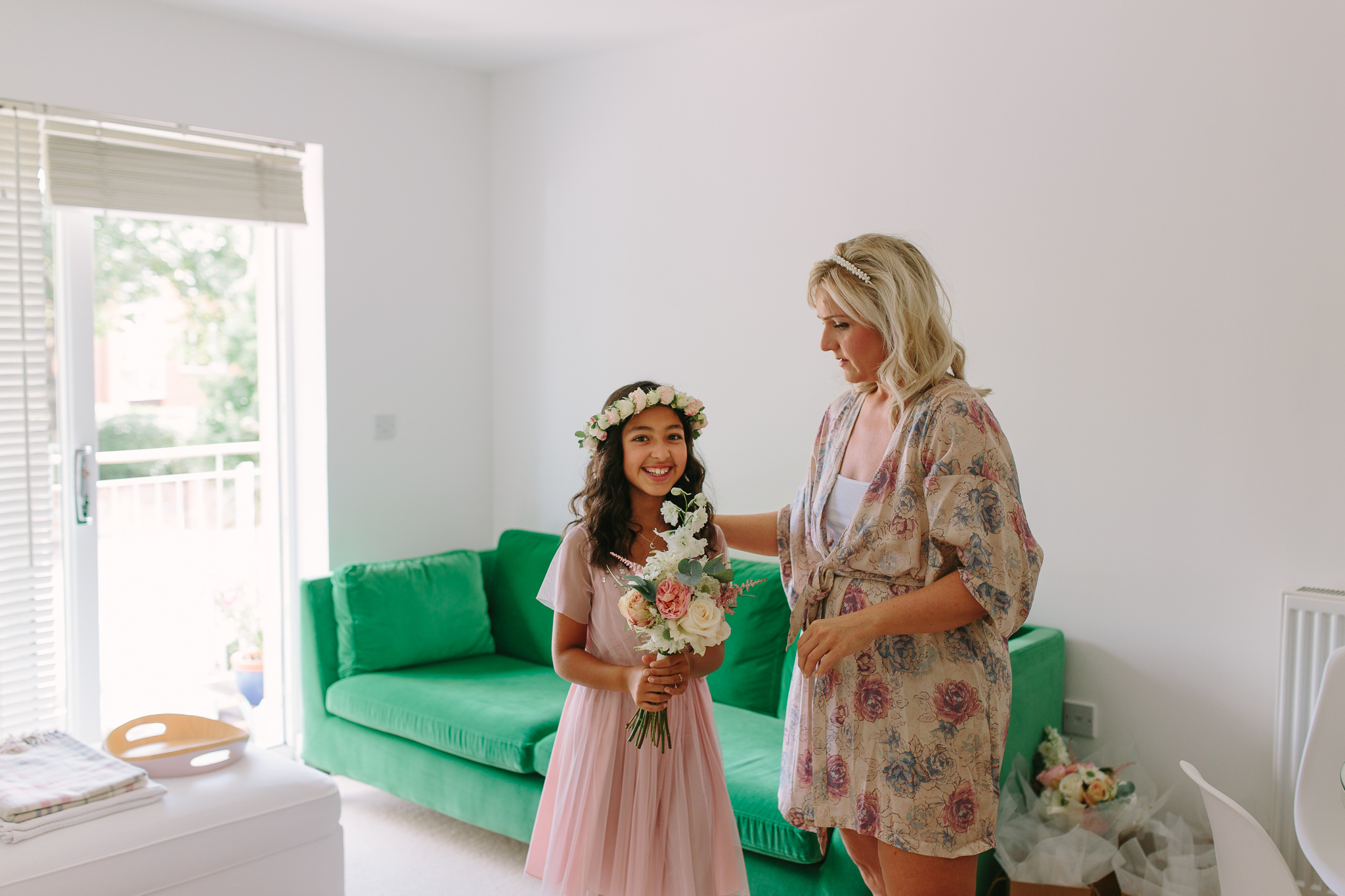 bridal prep with cute daughter