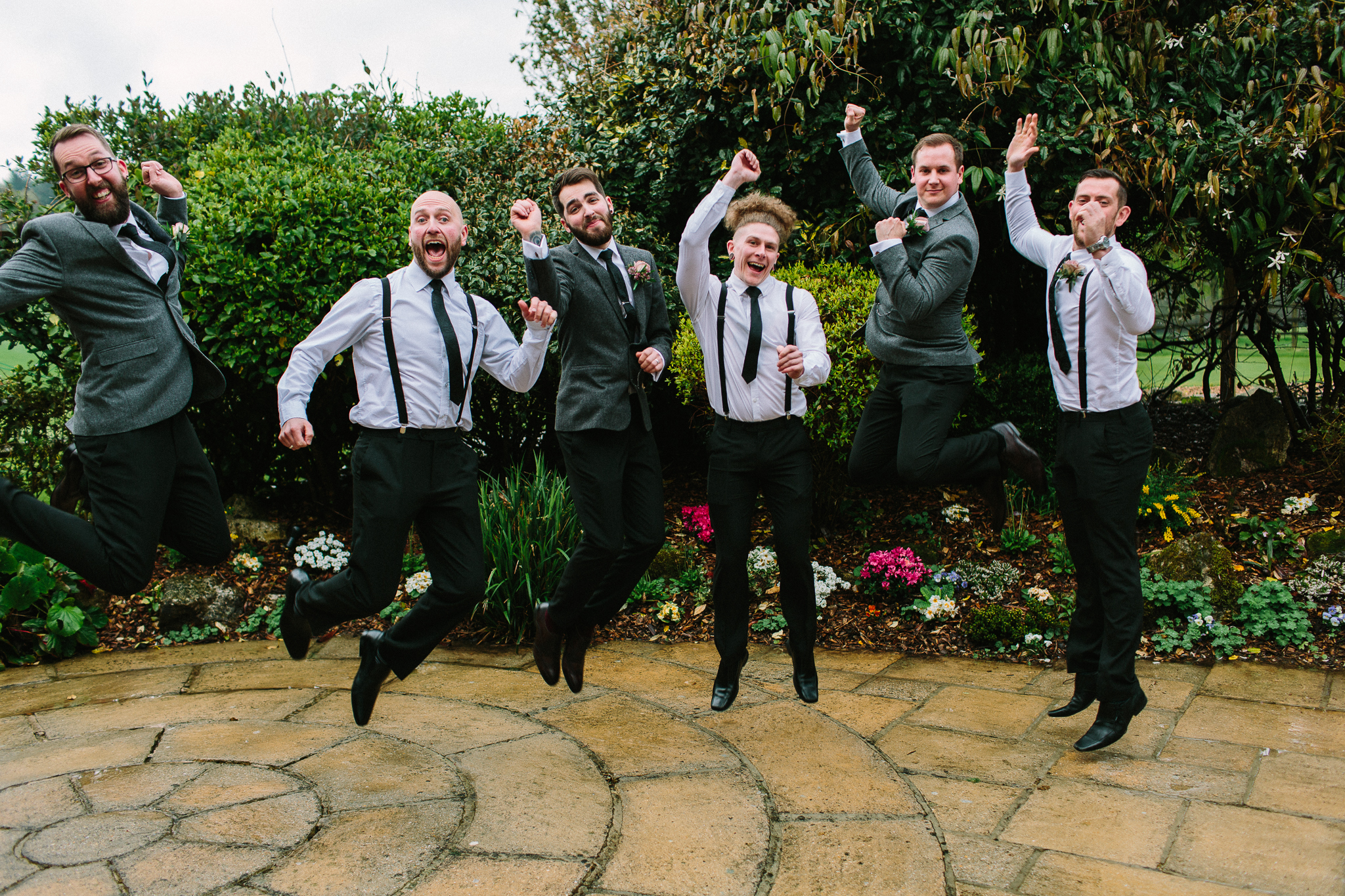 groomsmen jump