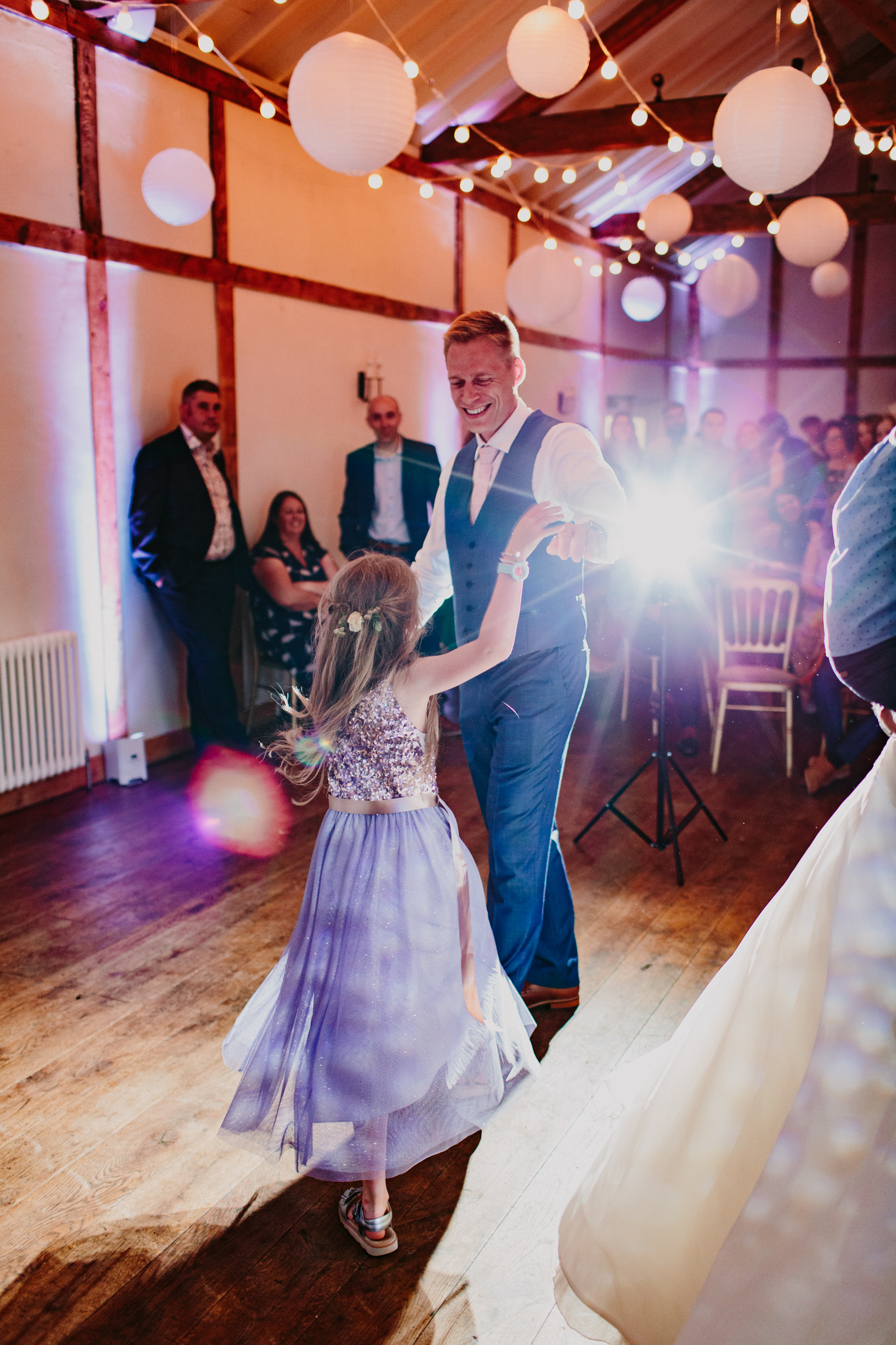 Hampshire Wedding Photographer-40.jpg