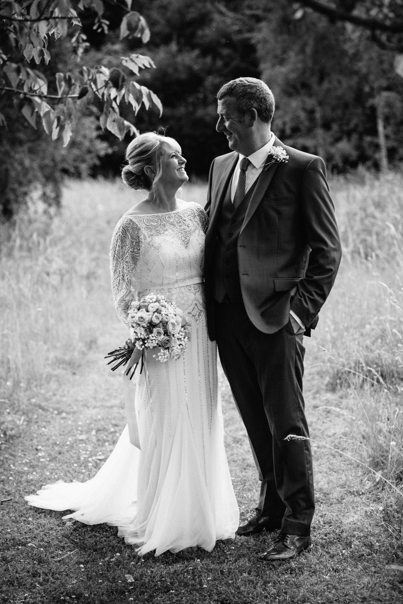 Hampshire Wedding Photographer-16.jpg