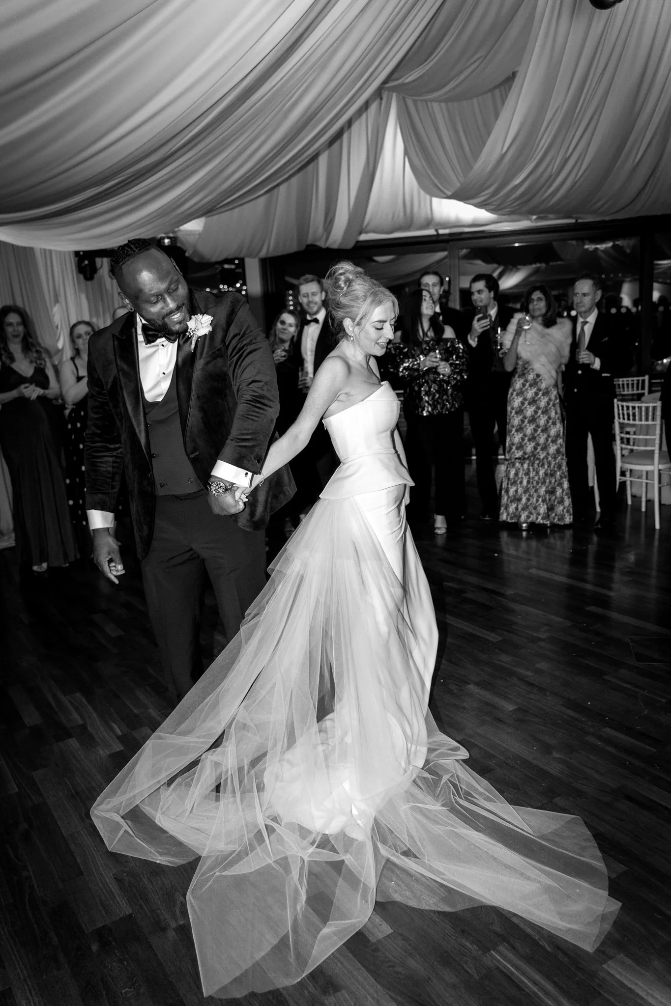 bride and groom doing their first dance