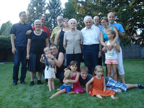 Naar een familiefeest (mama nam de foto)... (O jee, wordt het dit soort blog?)