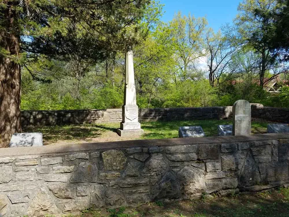 Watkins Mill Cemetery.jpg