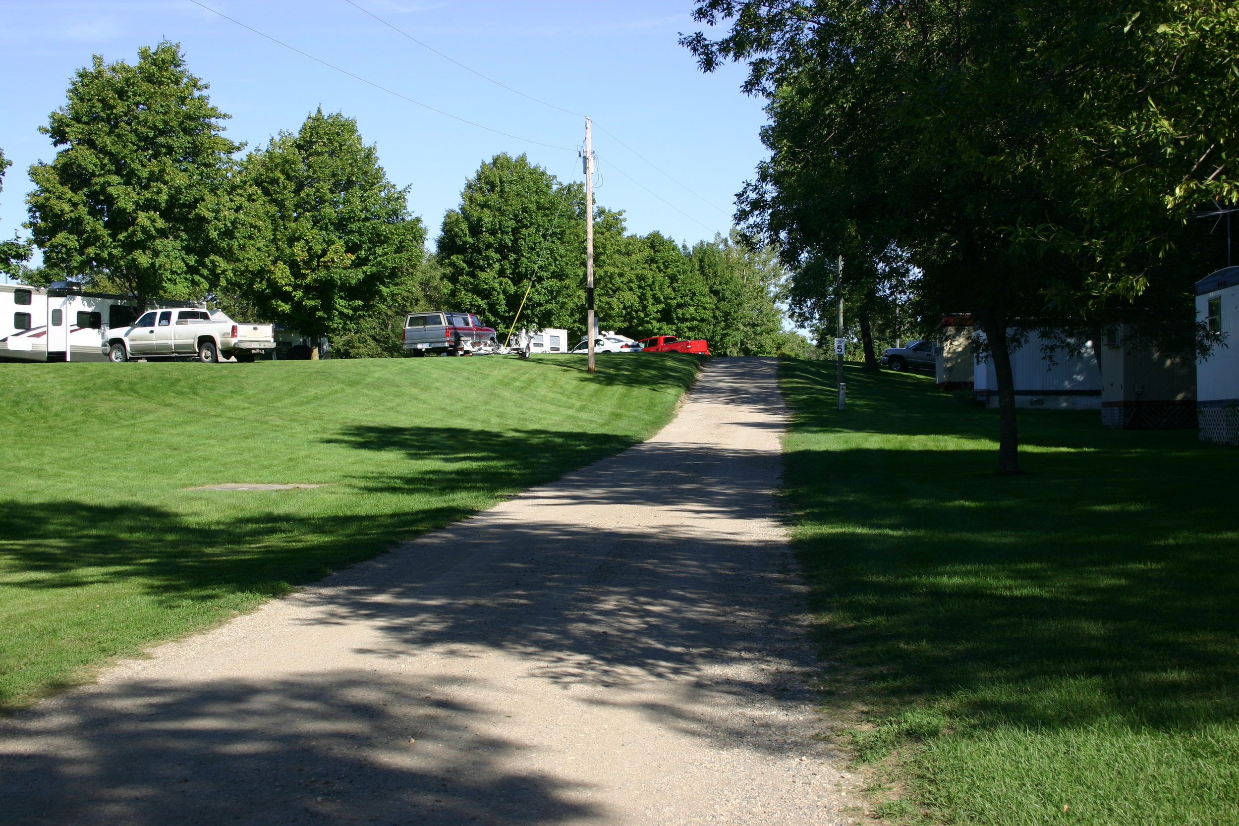 TRACY RV PARK 022.jpg