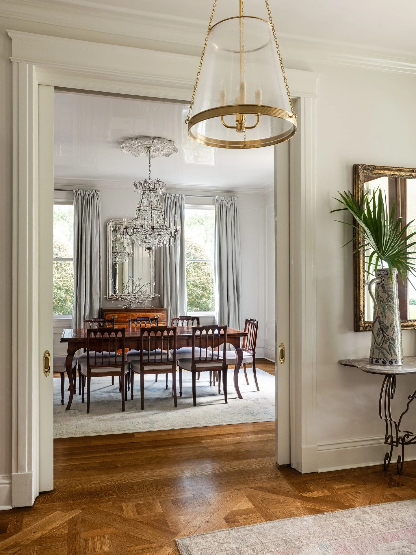 Recently captured this renovated Uptown beauty for @shulerconstruction ✨
