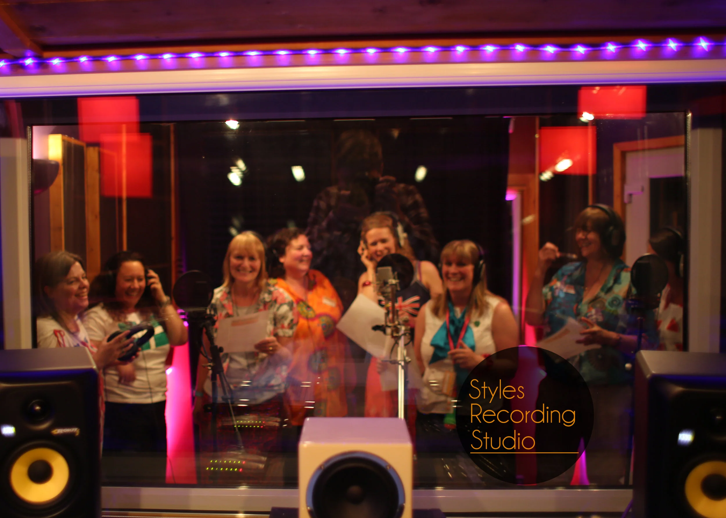 Hen Party Studio Experiences.jpg