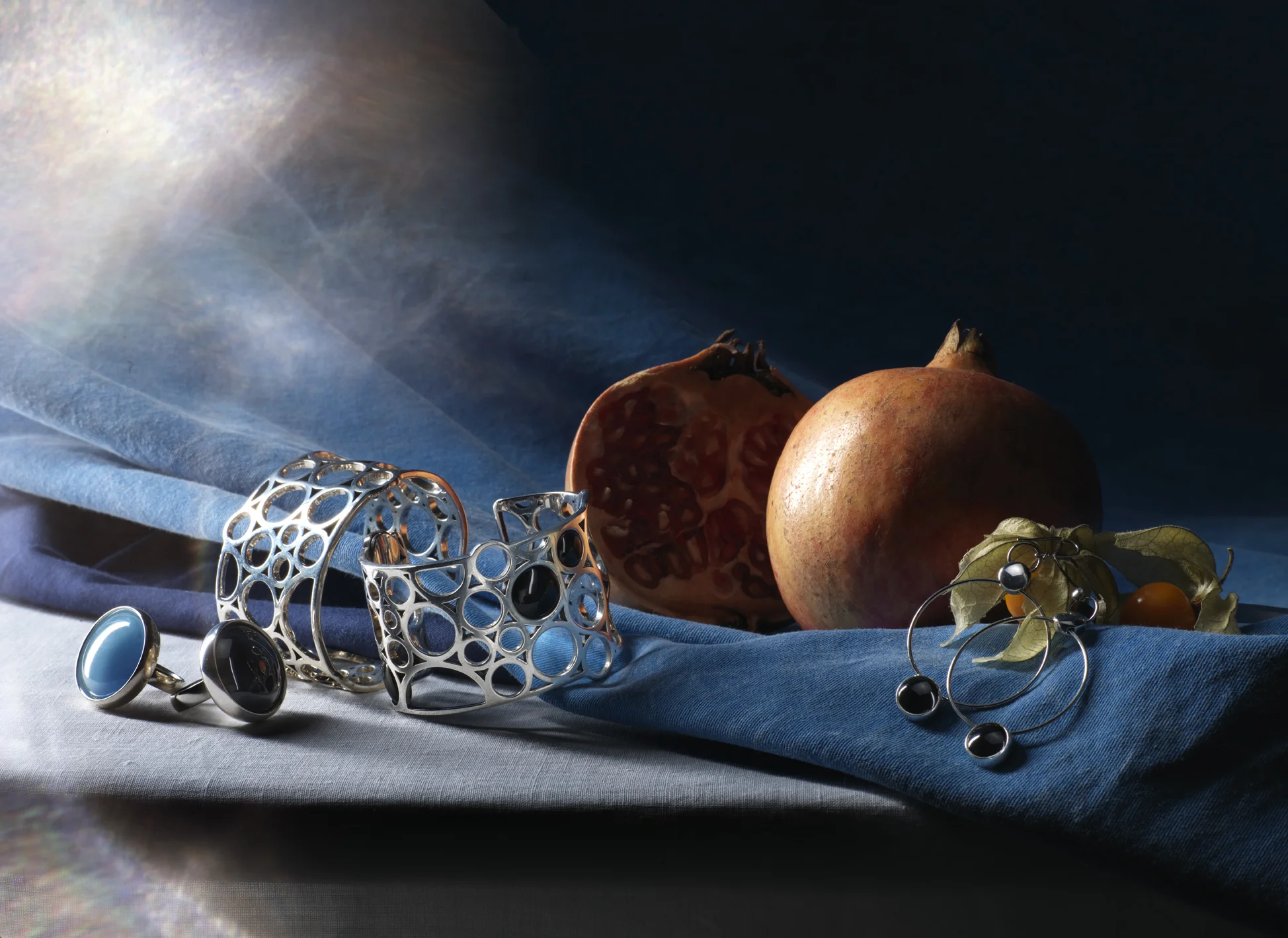 Page 11 (bracelet+fruit orage)_Alt.jpg