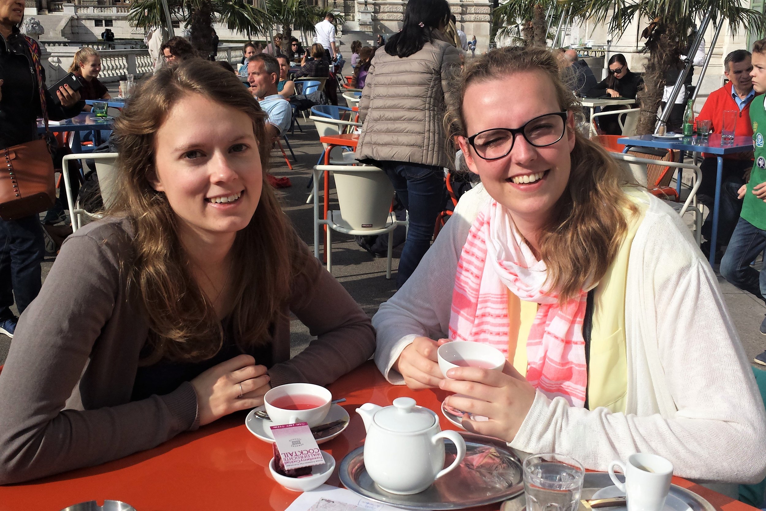 Drinks after a free walk with a Vienna Greeter