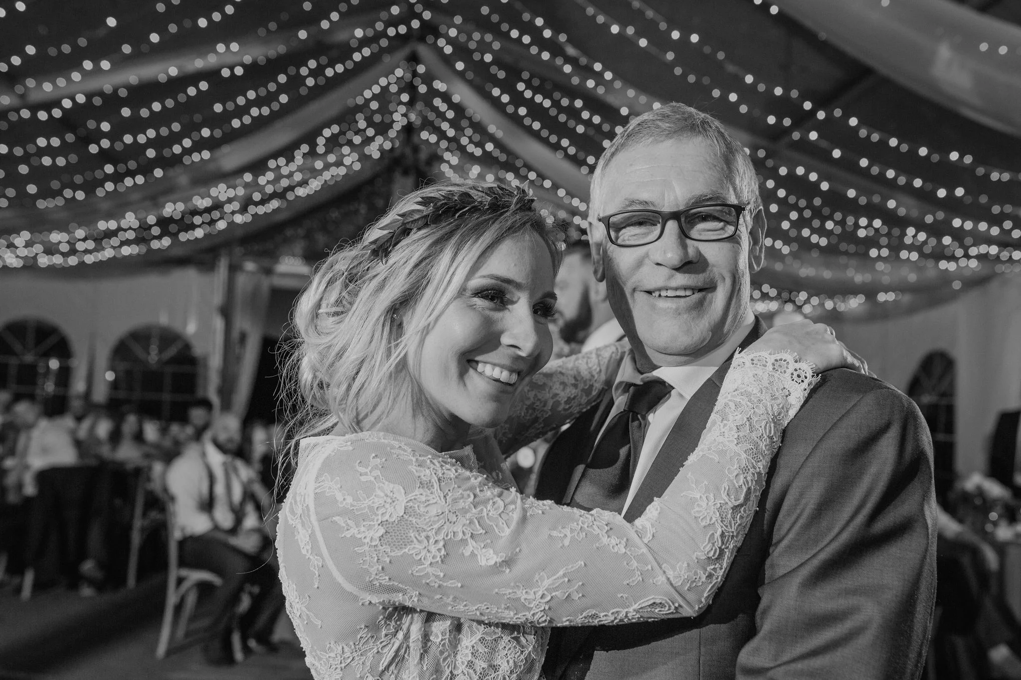 fernbrook-farms-Bordentown-chesterfield-central-new-jersey-reception-wedding-photographer-191.jpg