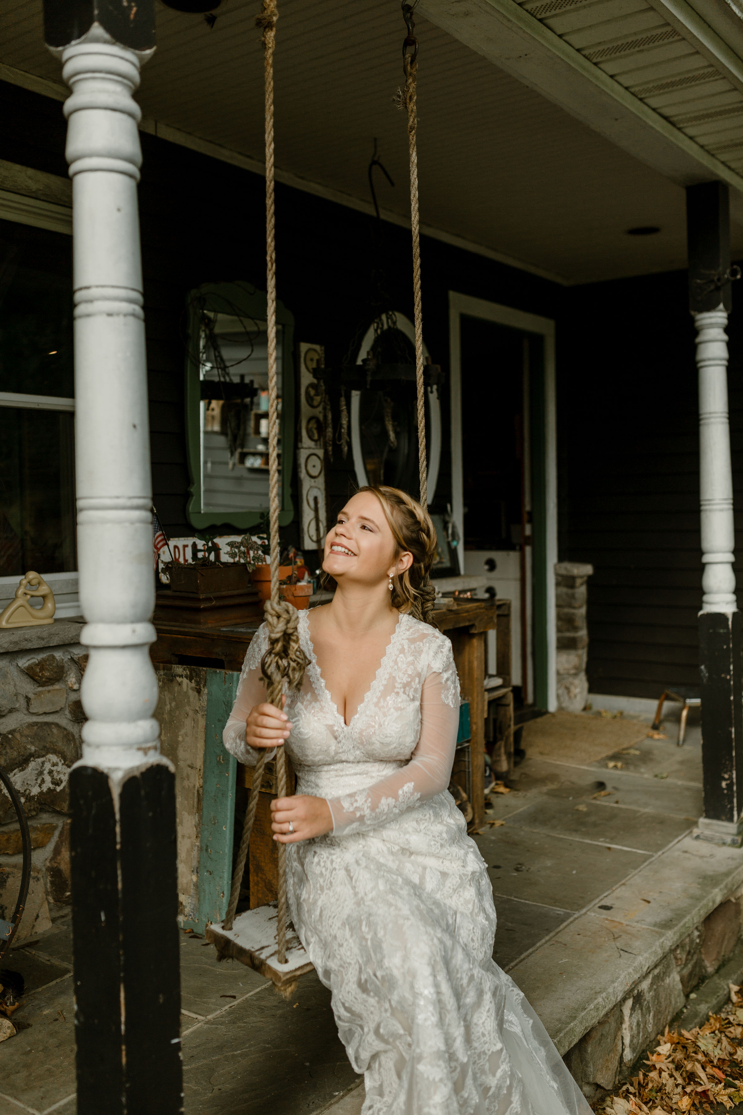 young-love-media-rustic-fall-autumn-wedding-emmerich-tree-farm-hudson-valley-warwick-new-york-getting-ready-176.jpg