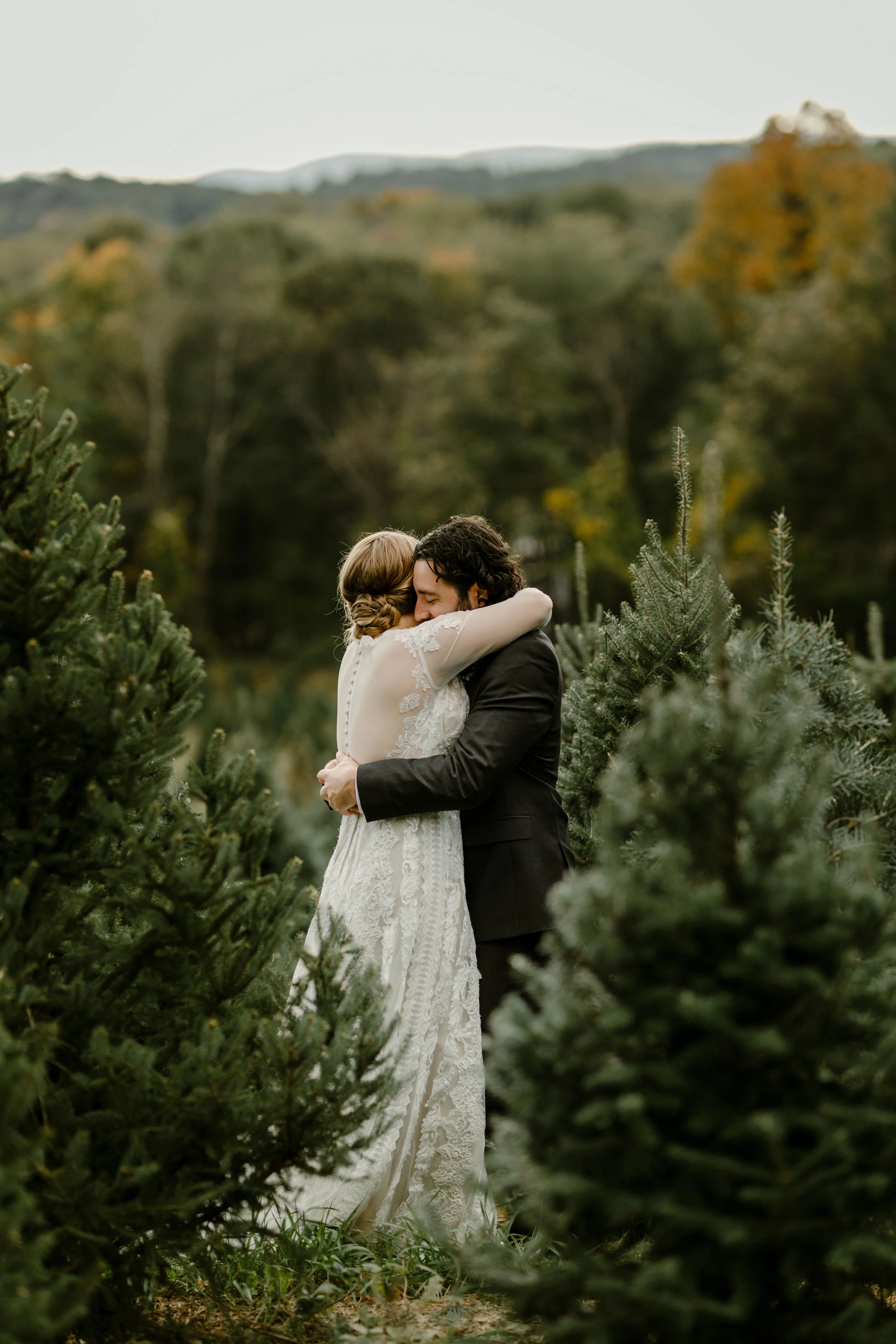 young-love-media-rustic-fall-autumn-wedding-emmerich-tree-farm-hudson-valley-warwick-new-york-first-look-28.jpg