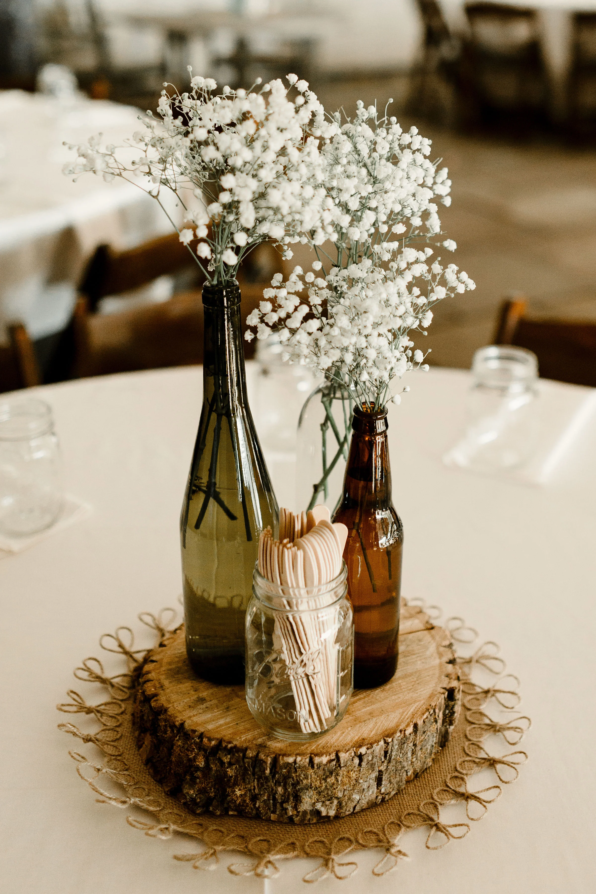 young-love-media-rustic-fall-autumn-wedding-emmerich-tree-farm-hudson-valley-warwick-new-york-reception-2.jpg