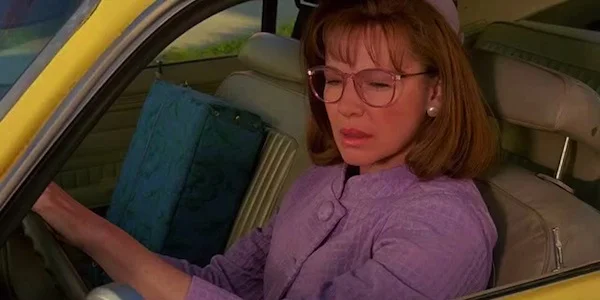 Dianne Wiest in Tim Burton's Edward Scissorhands