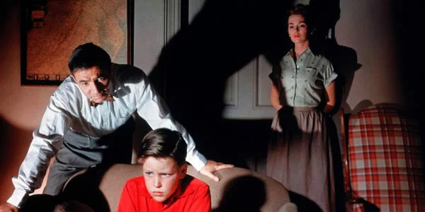 James Mason, Christopher Olsen and Barbara Rush in Nicolas Ray's Bigger Than Life