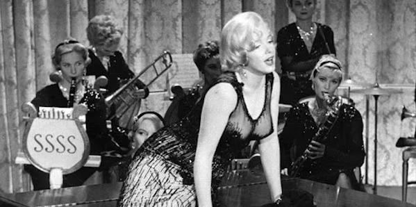 Marilyn Monroe and the SSSS band in Billy Wilder’s Some Like it Hot