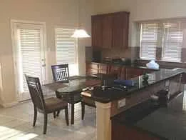 dining3.jpg