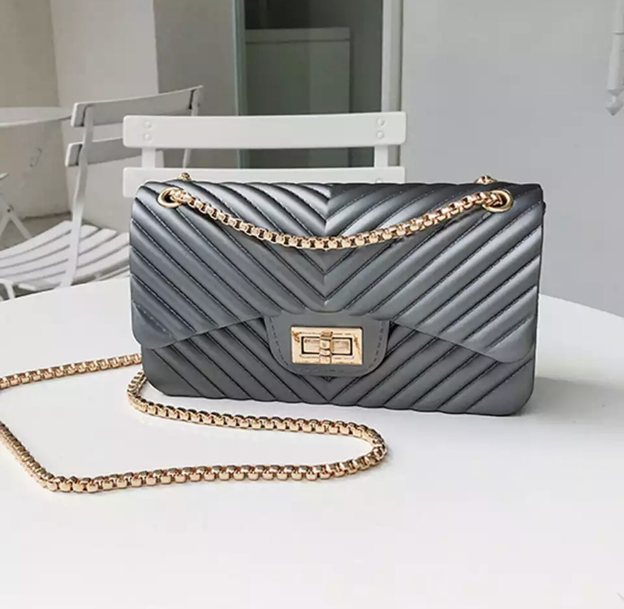 DAED38F2-D504-4AAC-BE72-7062E579EE99