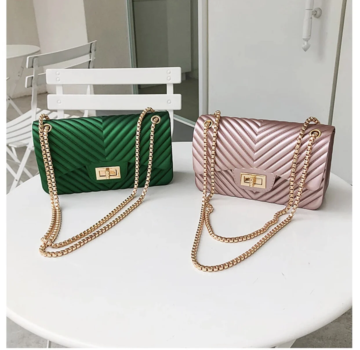 F183BB35-4EE4-43E1-82CF-A36A4CB5B50C