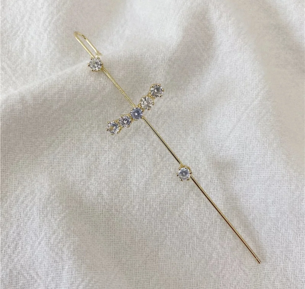 F4126B7C-E2FD-4E5F-AADC-1E2501F09CF7