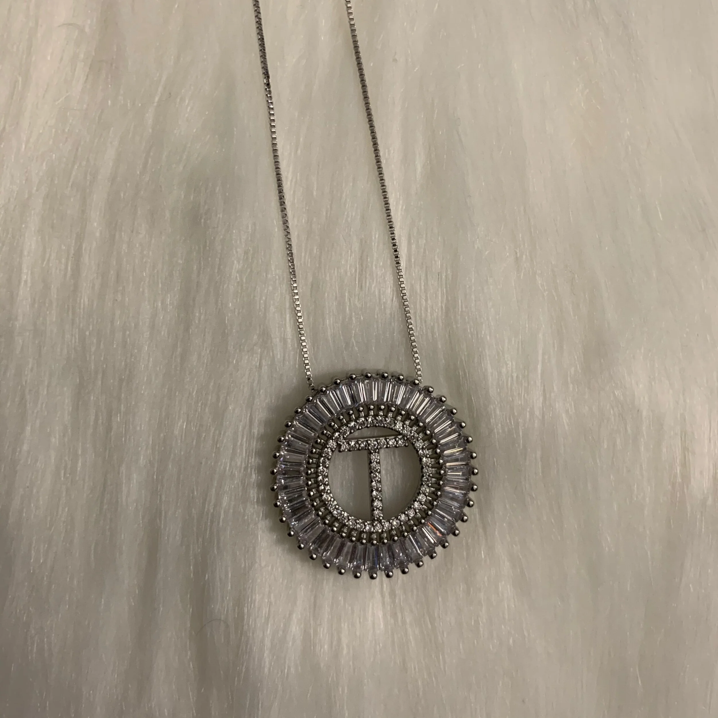 DA1328B8-F8DD-4BA4-B893-9A6EFA5403C6