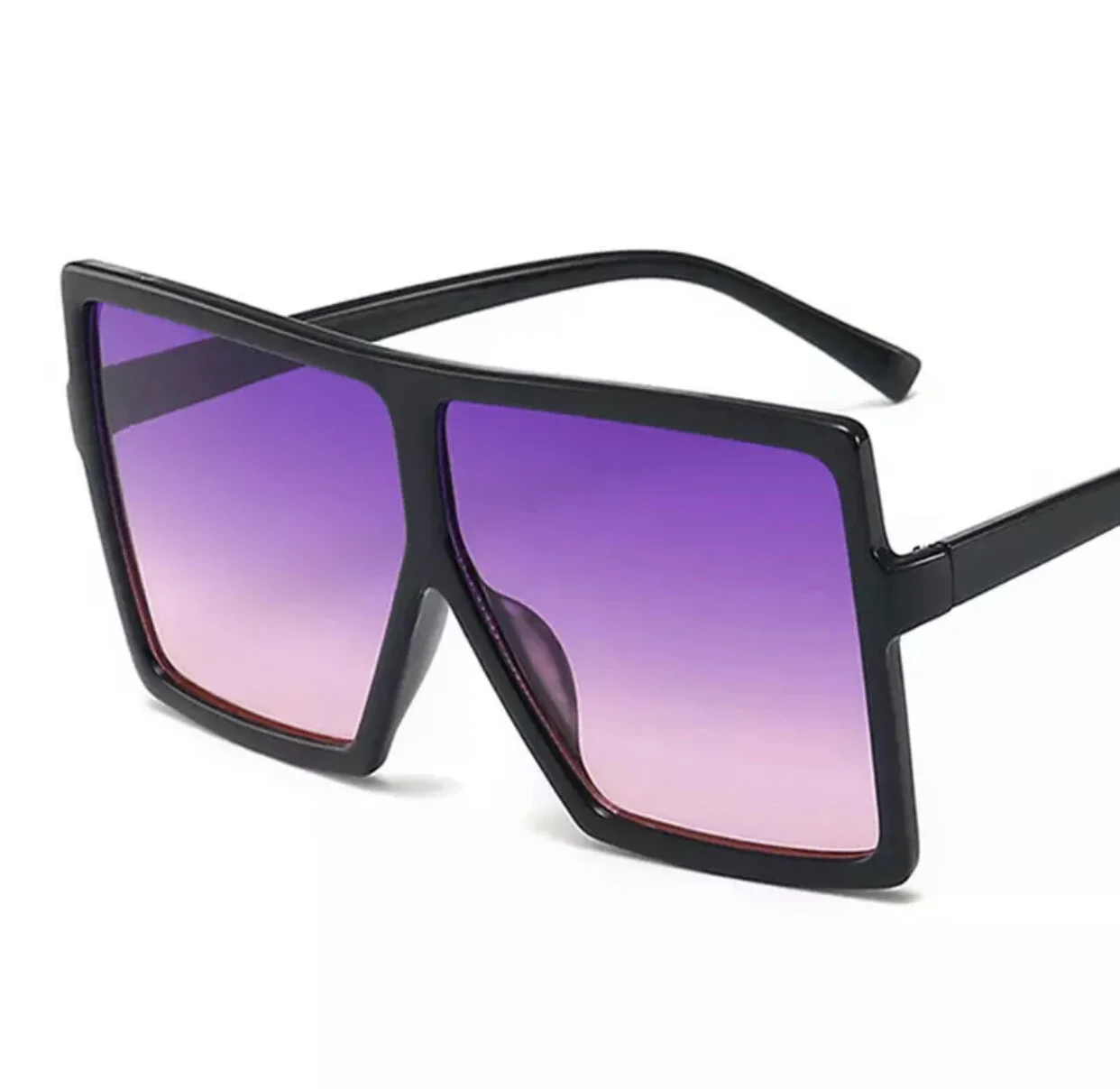 8D5A0B3D-874F-4DD1-B3B6-D08AEBA5EB06