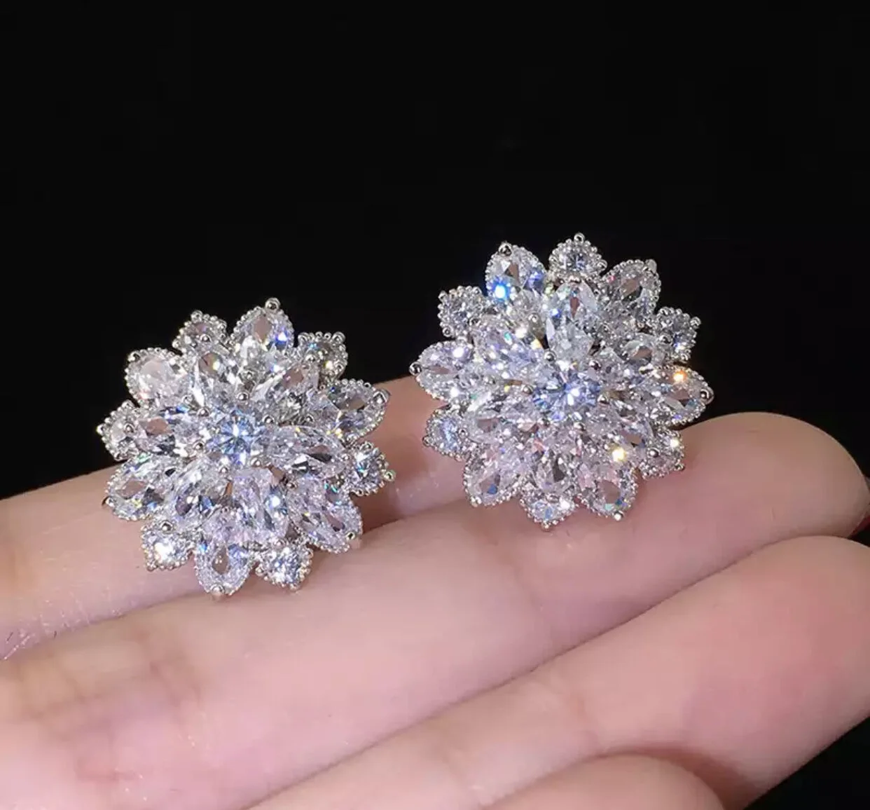 A2111046-C0A4-44C0-99DF-B1AA6693B62B