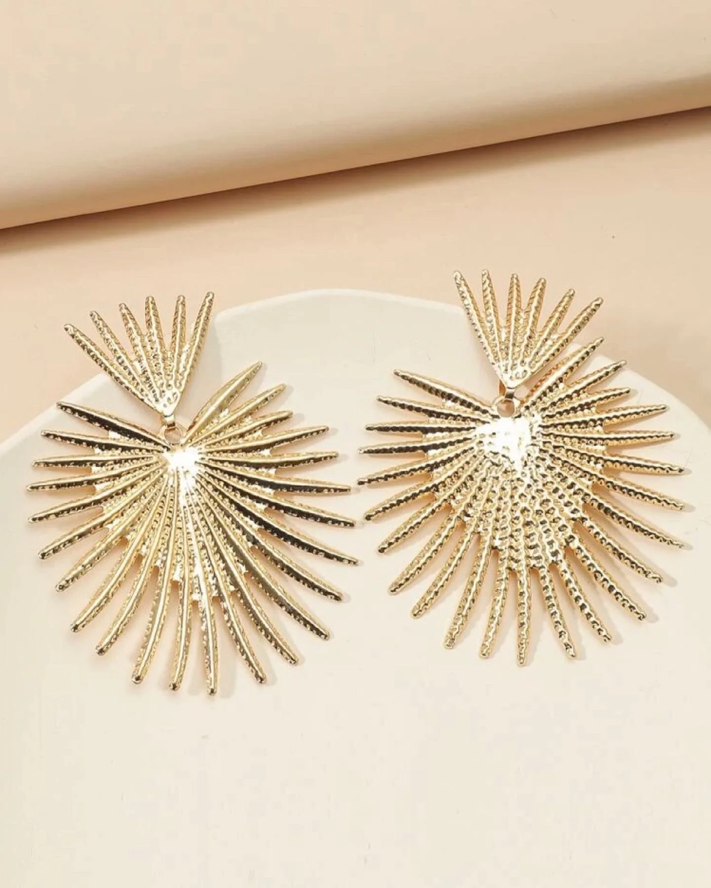 D4E9C925-5BE6-471E-B65D-435EC4AB7D21