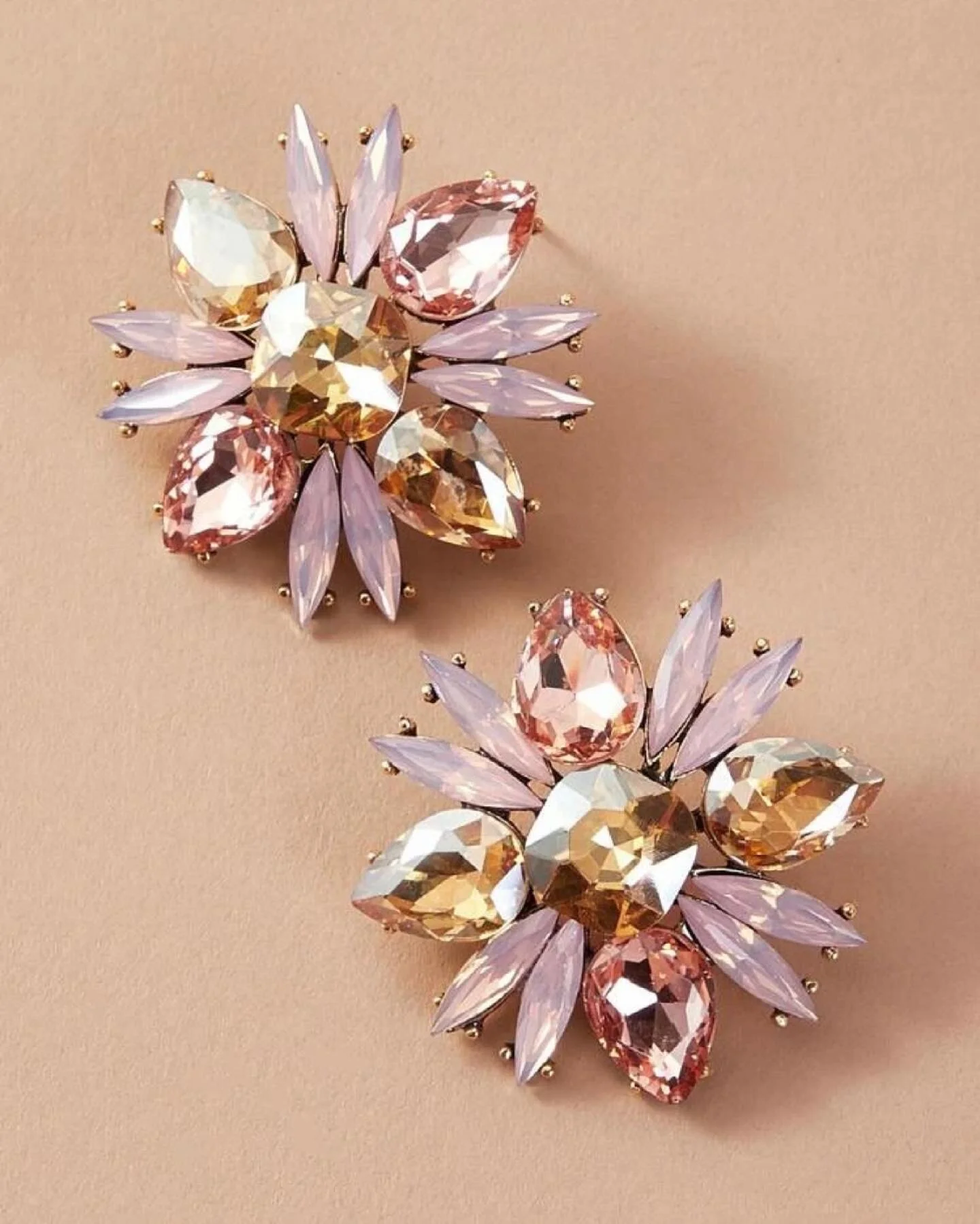 5A3EAD18-96BE-4E8E-9FFE-B3A9E04FC5BC