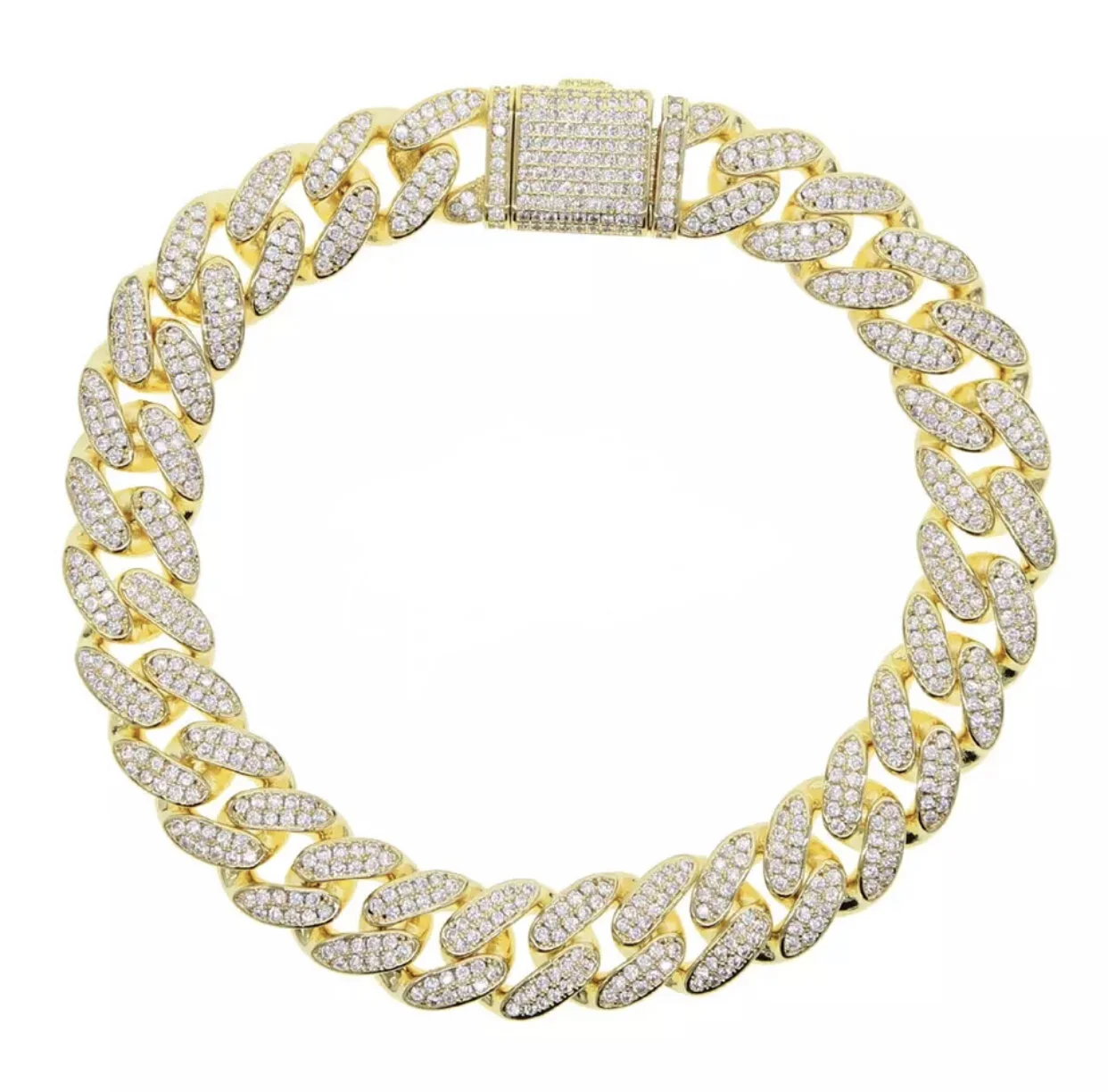 0B07A071-49F8-4F79-A573-FC0A3D52304A