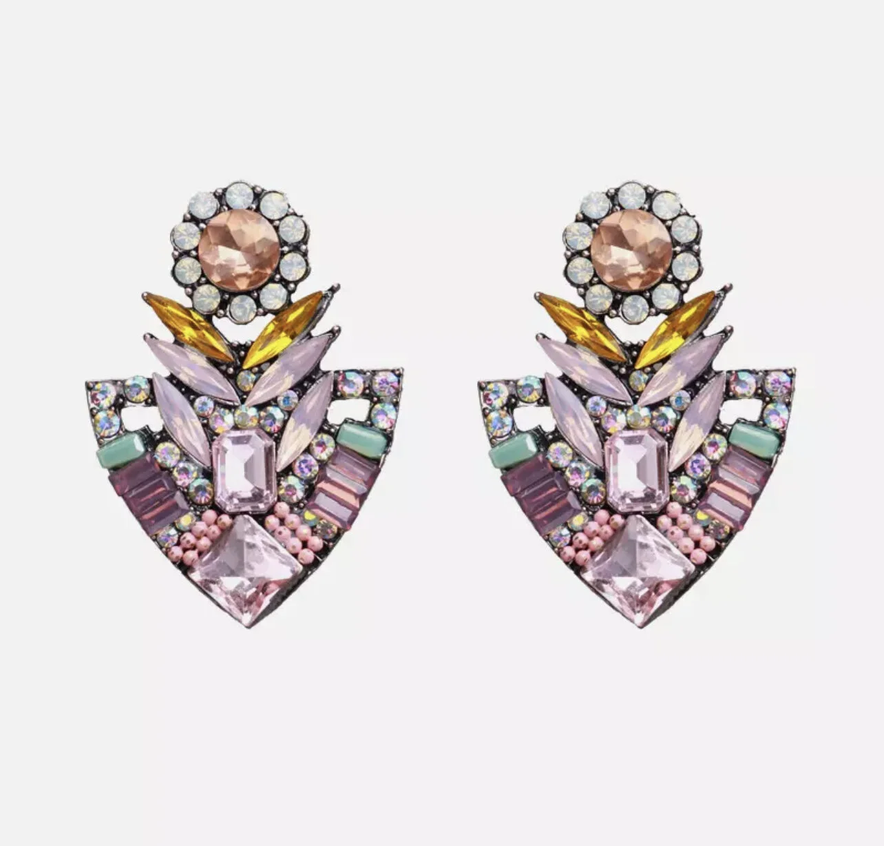 AFD1AC5A-AF1F-4A5E-B39C-DB7120DF829D