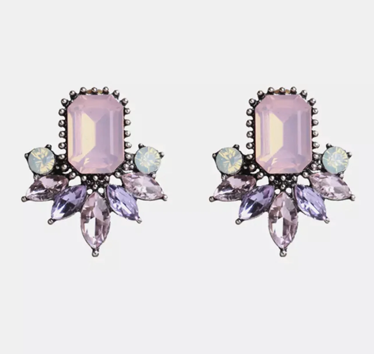 F9AD2B88-F376-4428-A80F-C18AB2DC8EE7