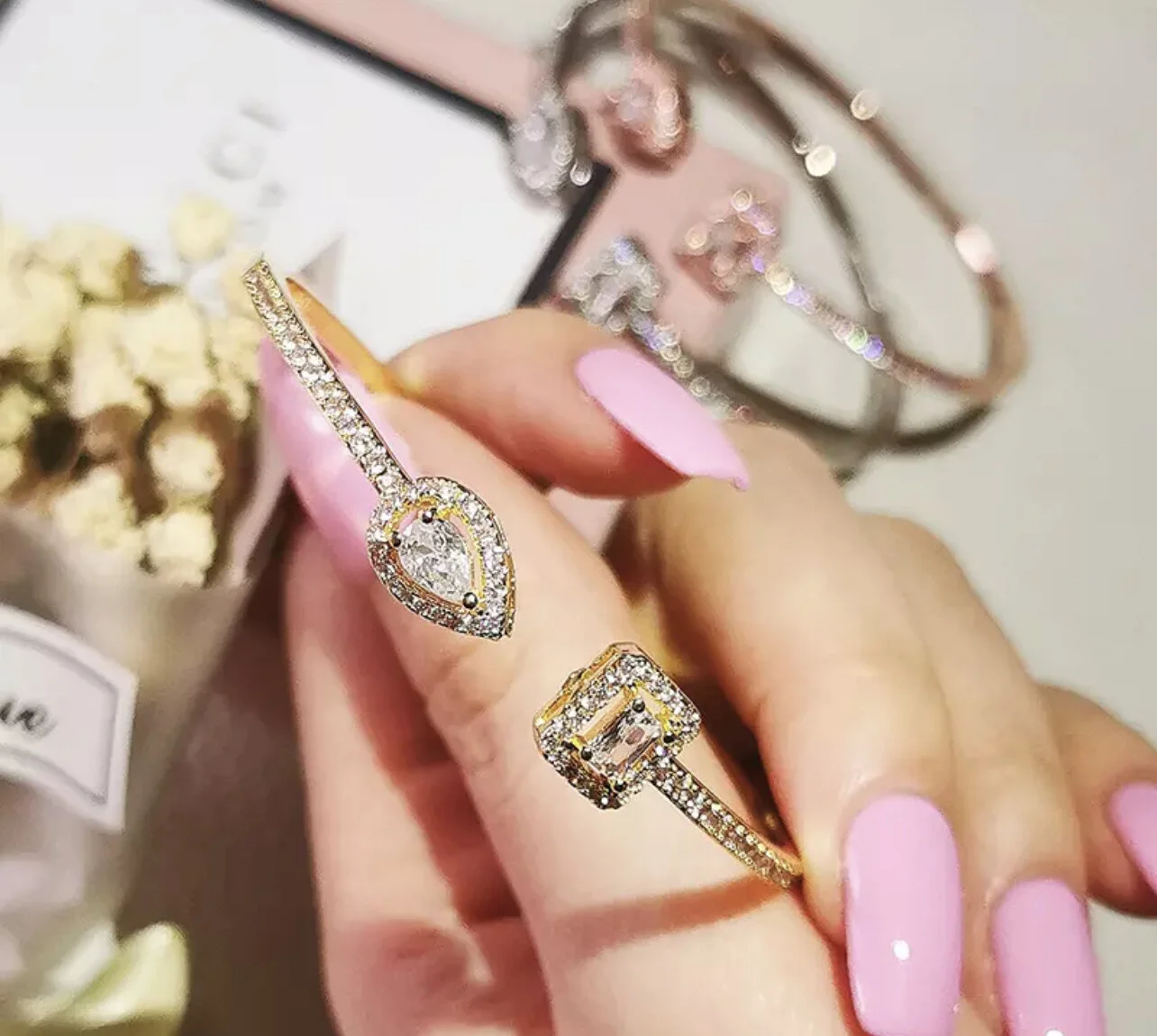 2C138EBE-36DD-4F6D-84AF-8B8C6E0757EA