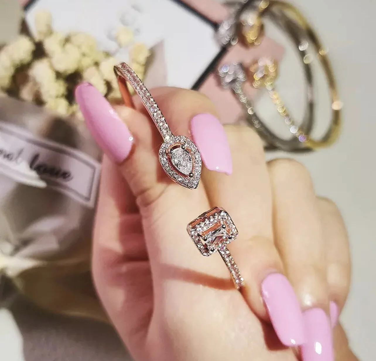 AD95C0D6-3828-412D-8973-ADAA0C517DA2