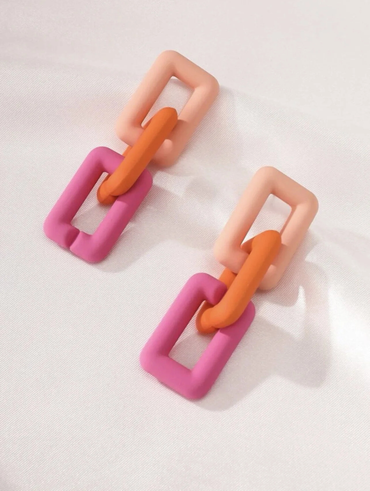 AE540A54-9D3C-4359-819A-AF678C026648