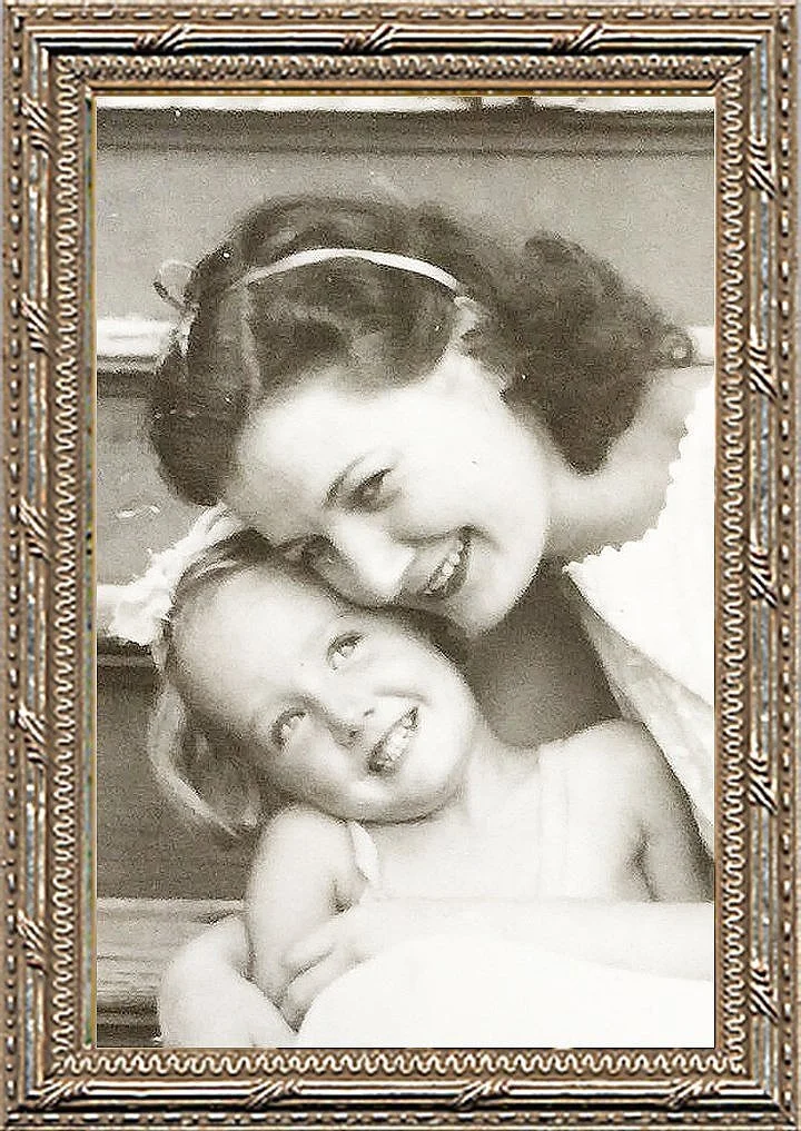 thin-vintage-silver-leaf-frames-museum-facsimiles-made-in-usa.jpeg