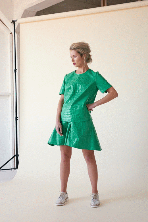 Manley SS17 - Tabby Tee {green}.gif