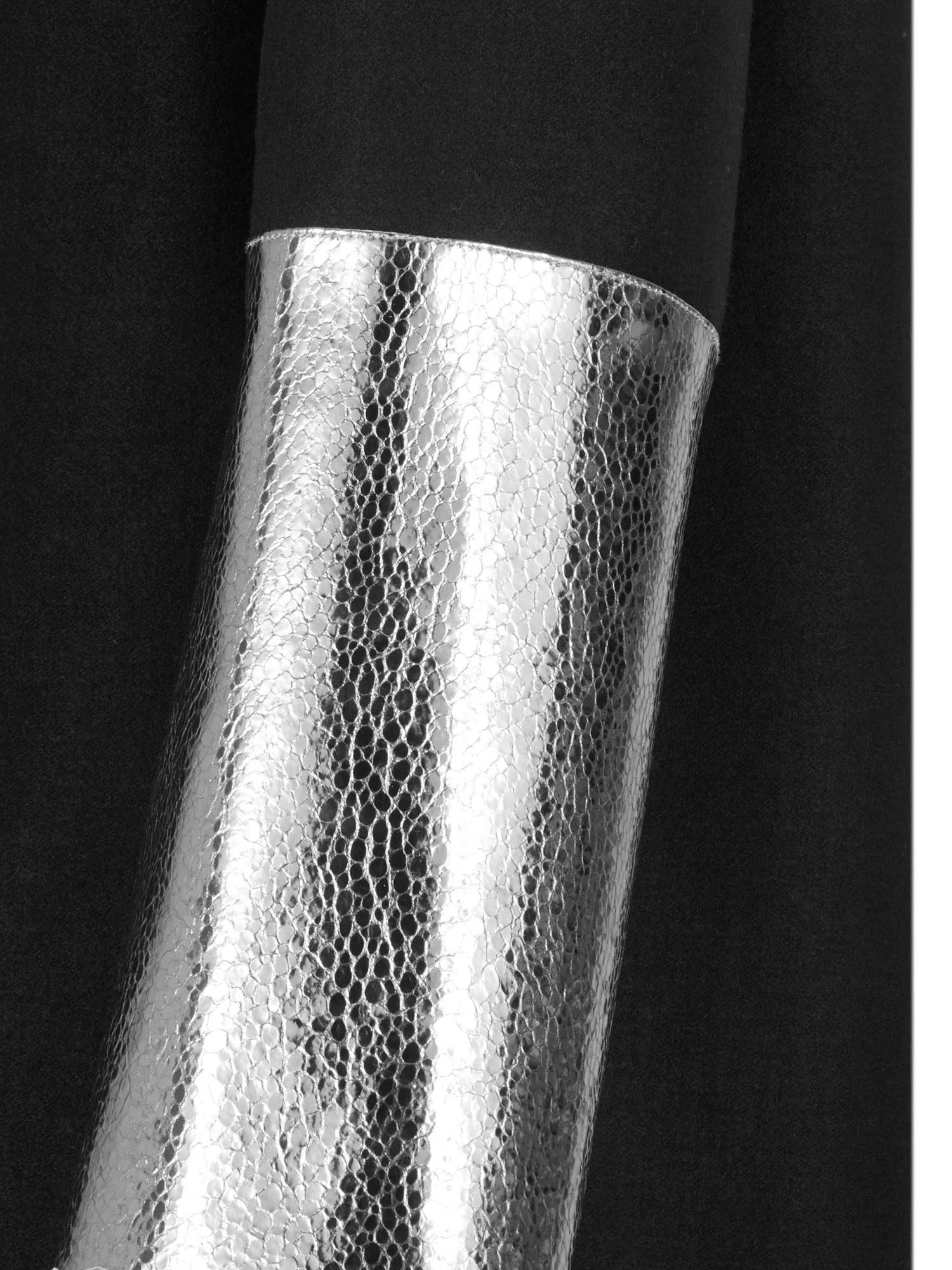 Blair shirt - Black and silver - cuff.jpg