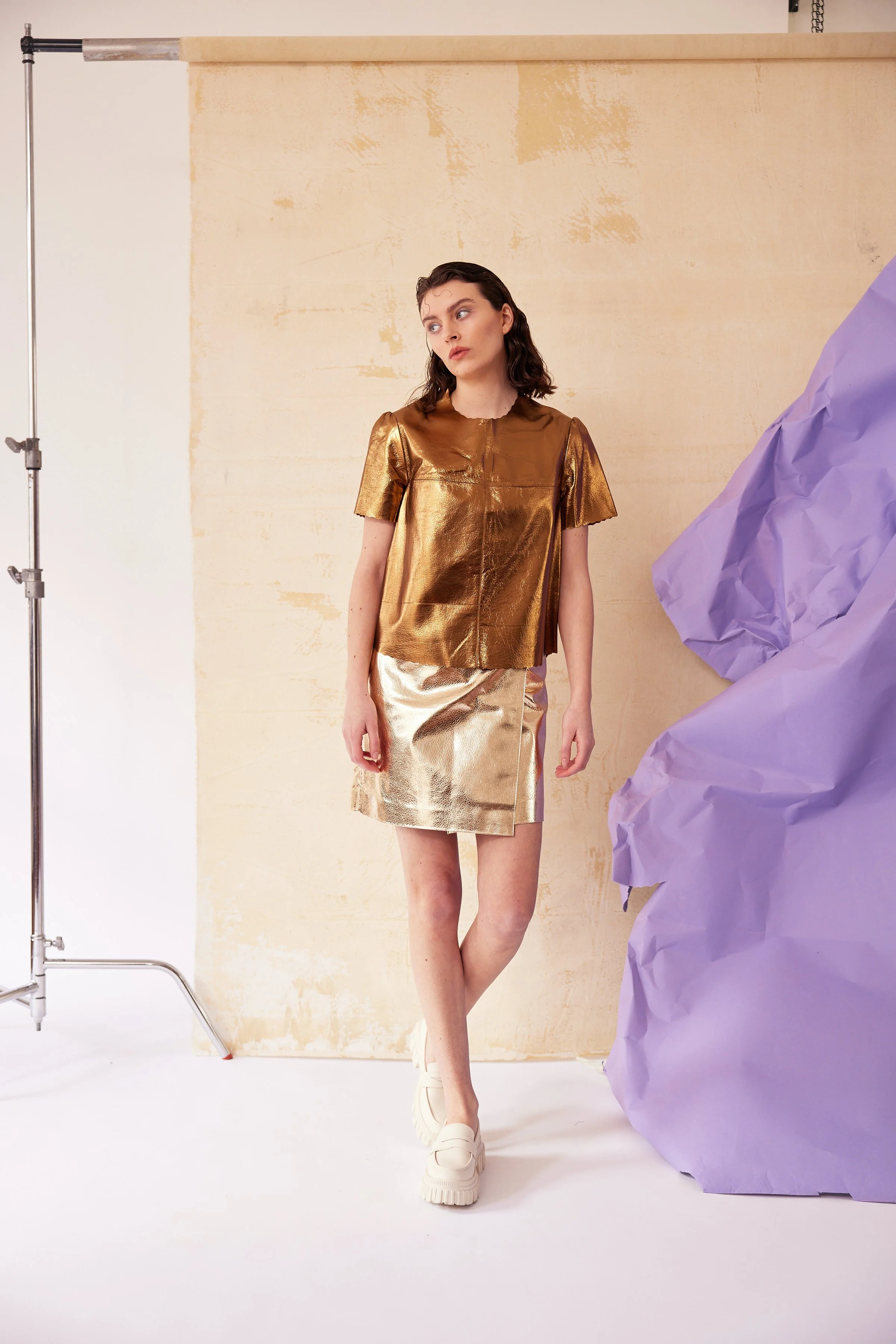 Manley parker metallic leather t-shirt bronze