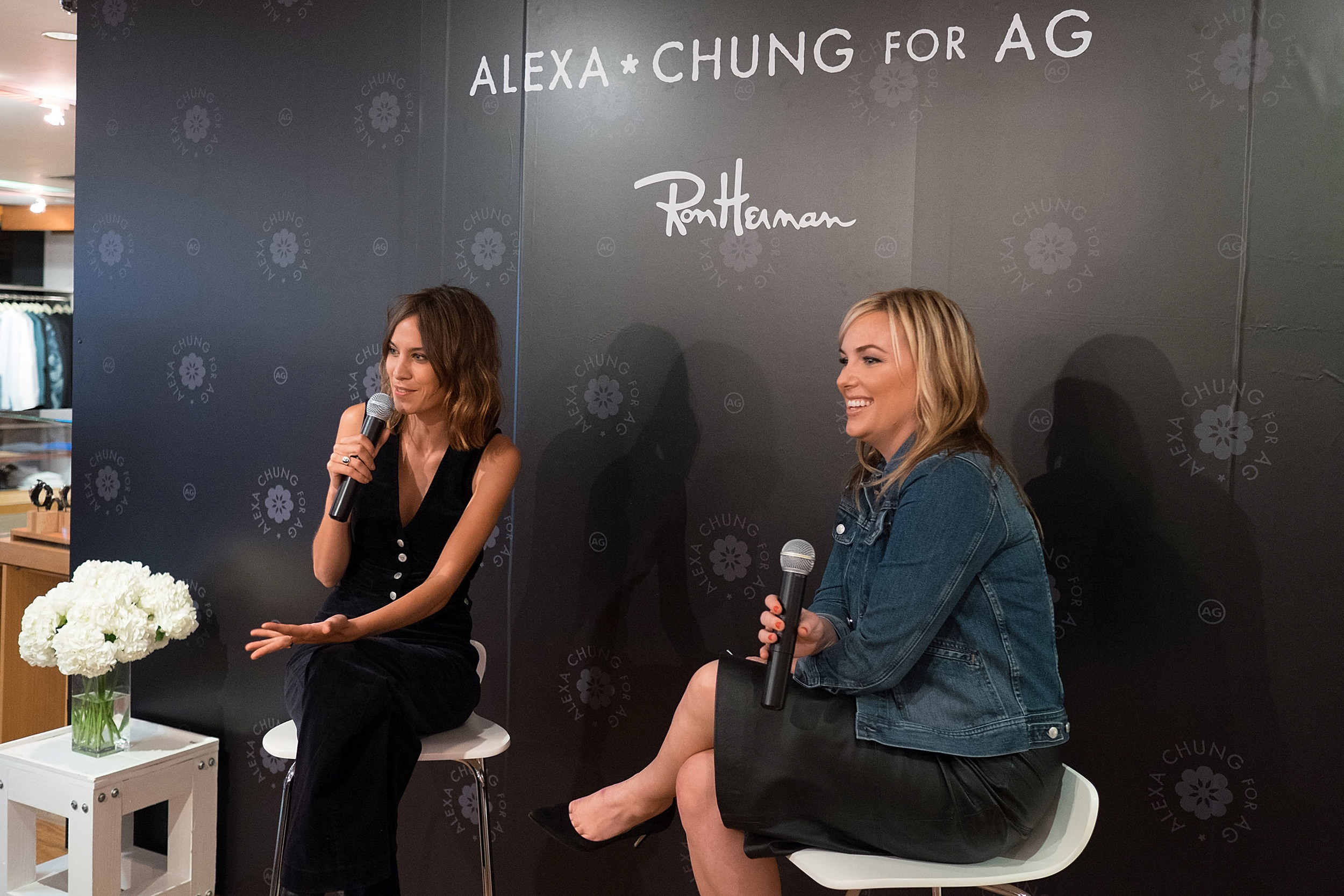 566483797CW050_Alexa_Chung_.JPG