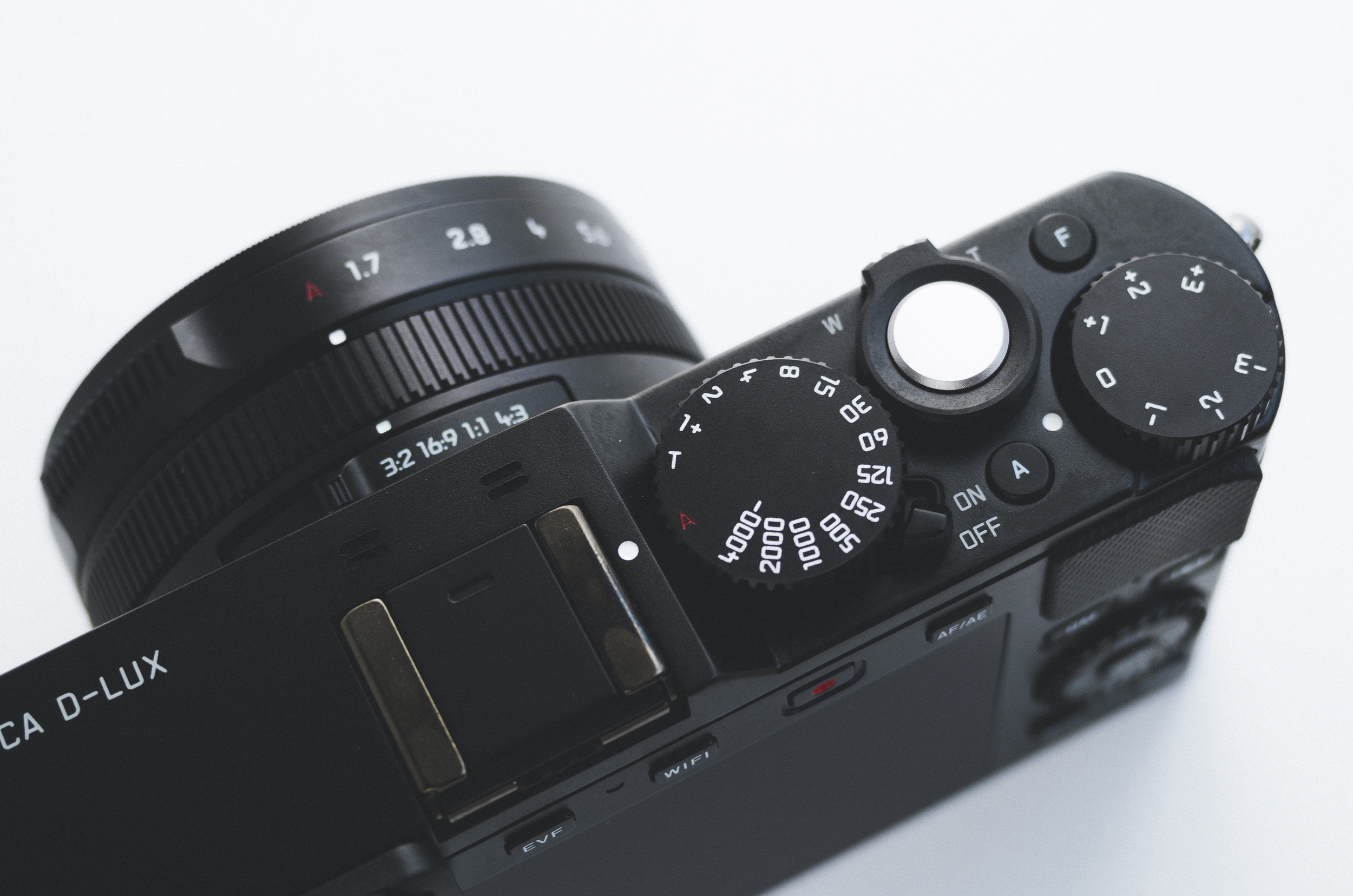 Review of the new LEICA D-LUX (typ 109) — Benjamin Traves