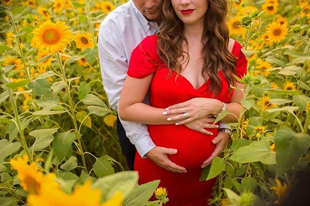 If you cant tell I love red, florals, and this couple. 
A &amp; Q are seriously the modern day Cinderella and Prince Charming, and I think I said the exact same thing when I posted photos from there wedding some years ago and I'm stickin to it! I get