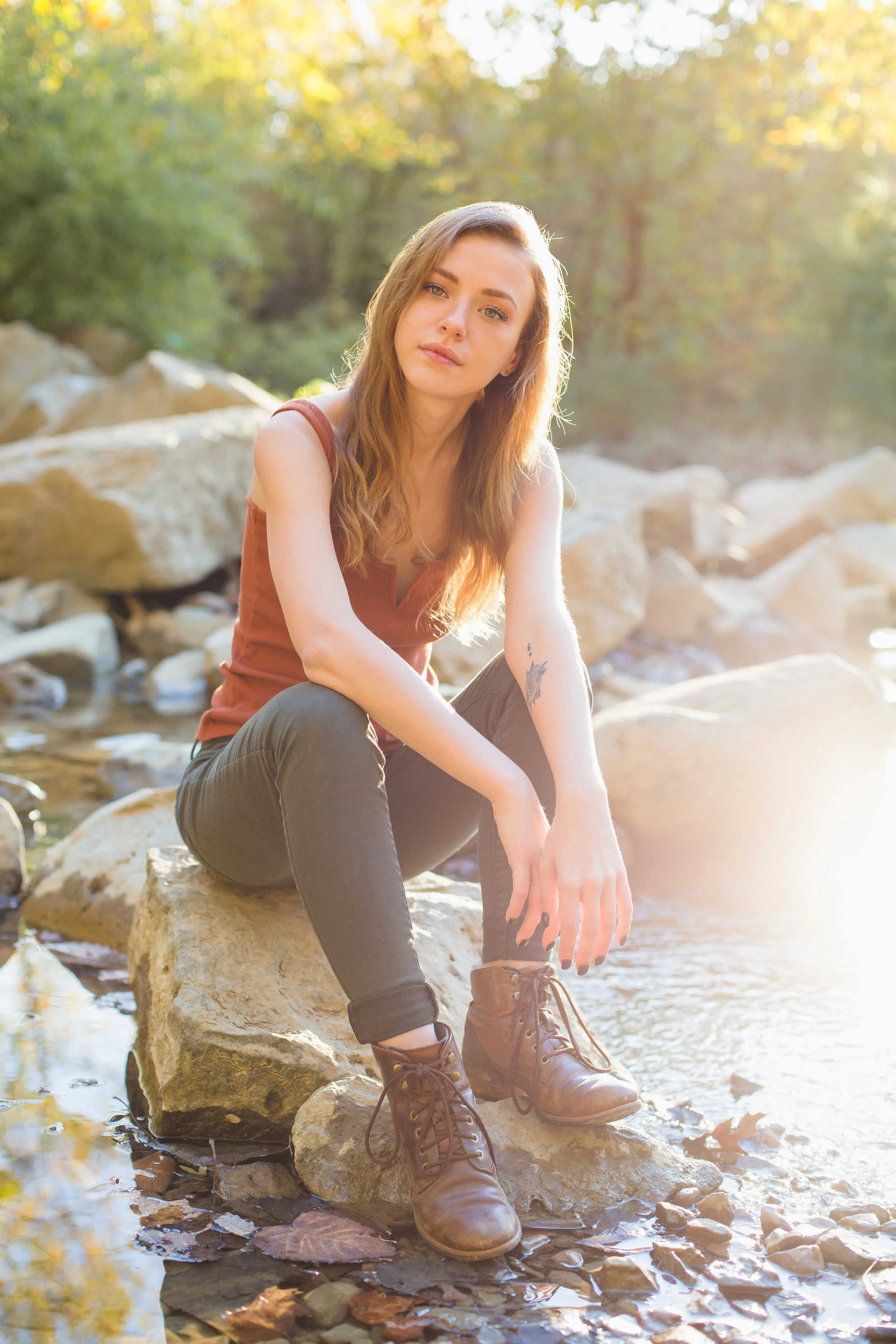 Laura-Senior-Graduation-Photos-Nashville-Family-Photographer-Chelsea-Meadows-Photography-(17).jpg