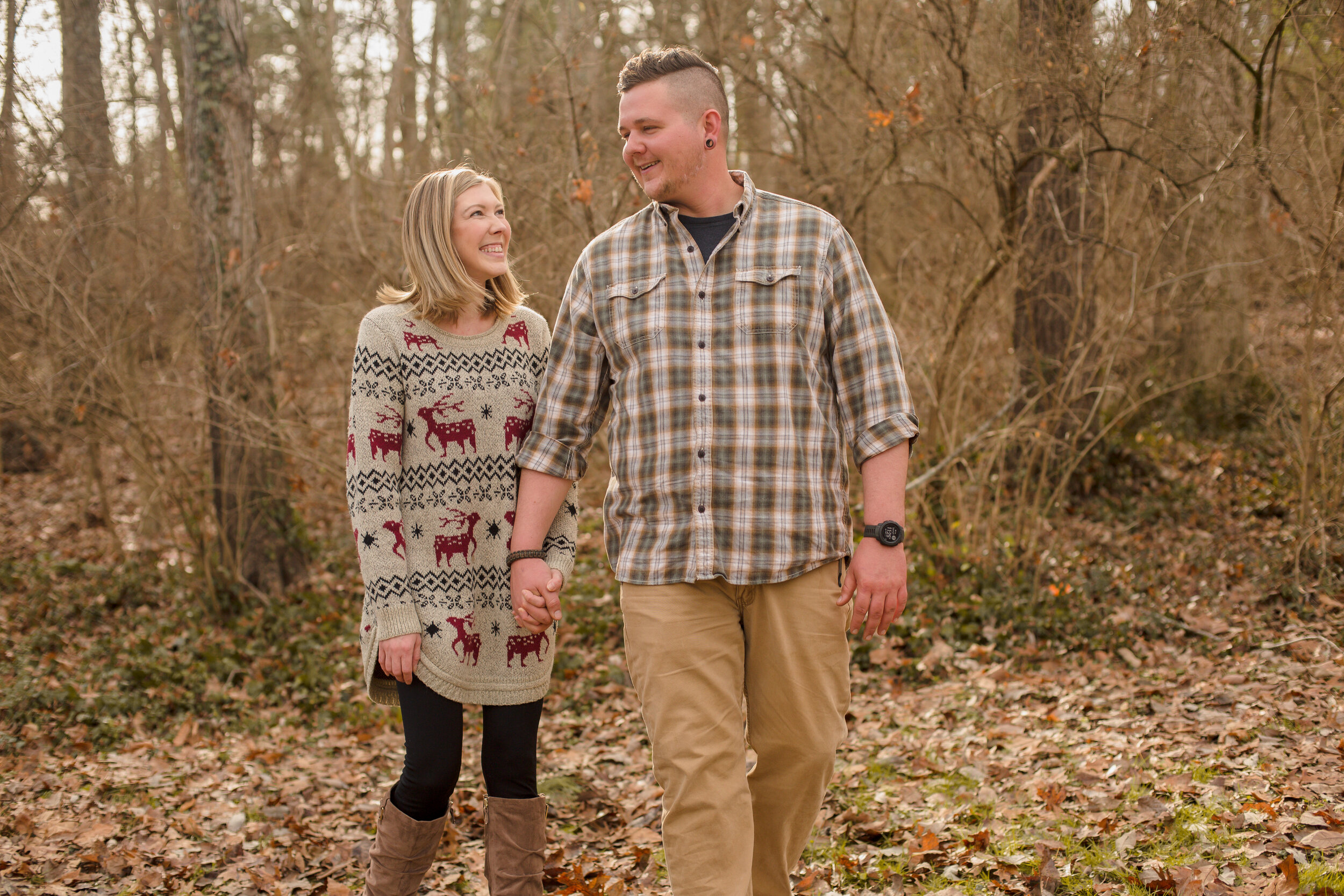 Katie-Jon-Couple-Photos-Nashville-Family-Photographer-Chelsea-Meadows-Photography-(2).jpg