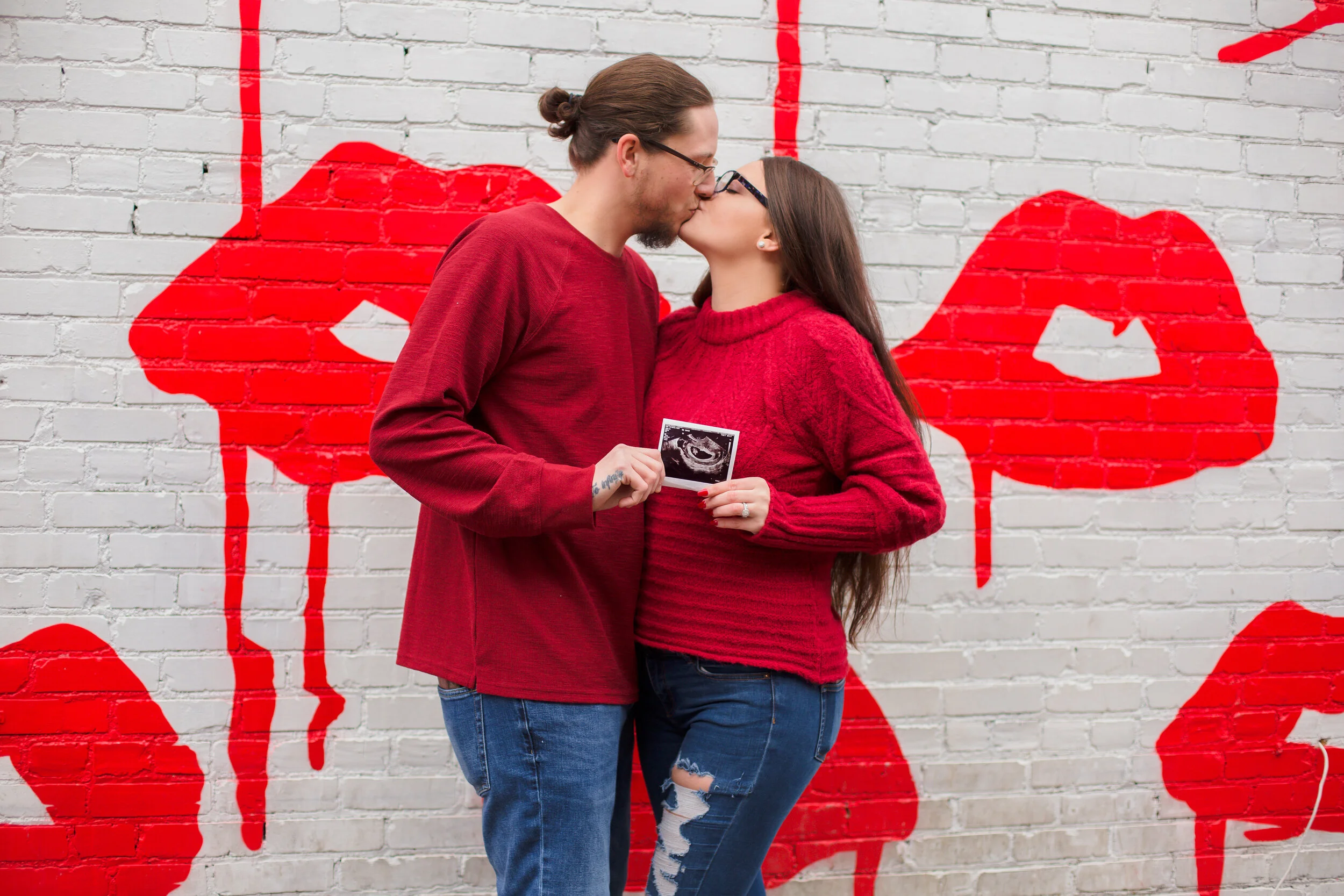 Jessica-Derek-Pregnancy-Announcement-Nashville-Birth-Photographer-Chelsea-Meadows-Photography-(1)-2.jpg