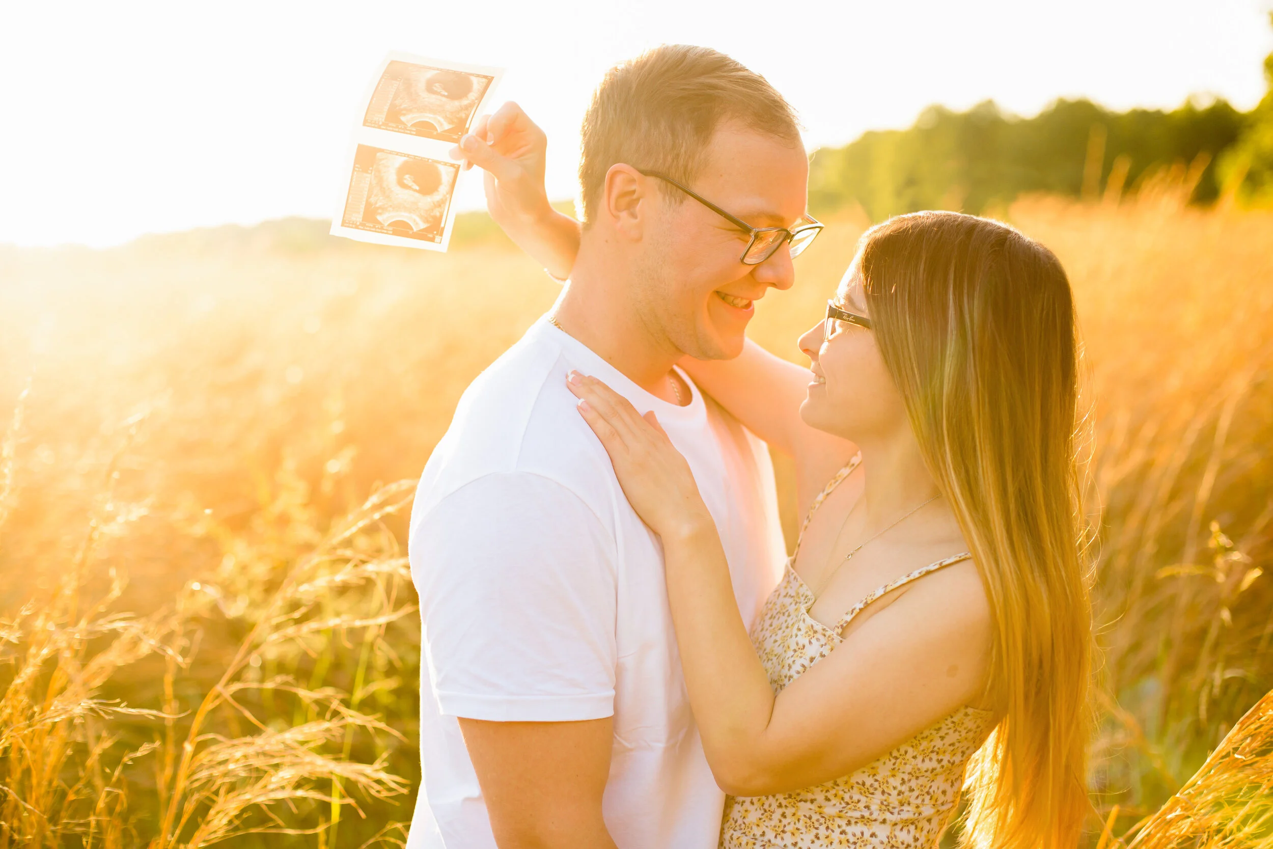Kristina-Pregnancy-Announcement-Nashville-Newborn-Photographer-Chelsea-Meadows-Photography-(2).jpg