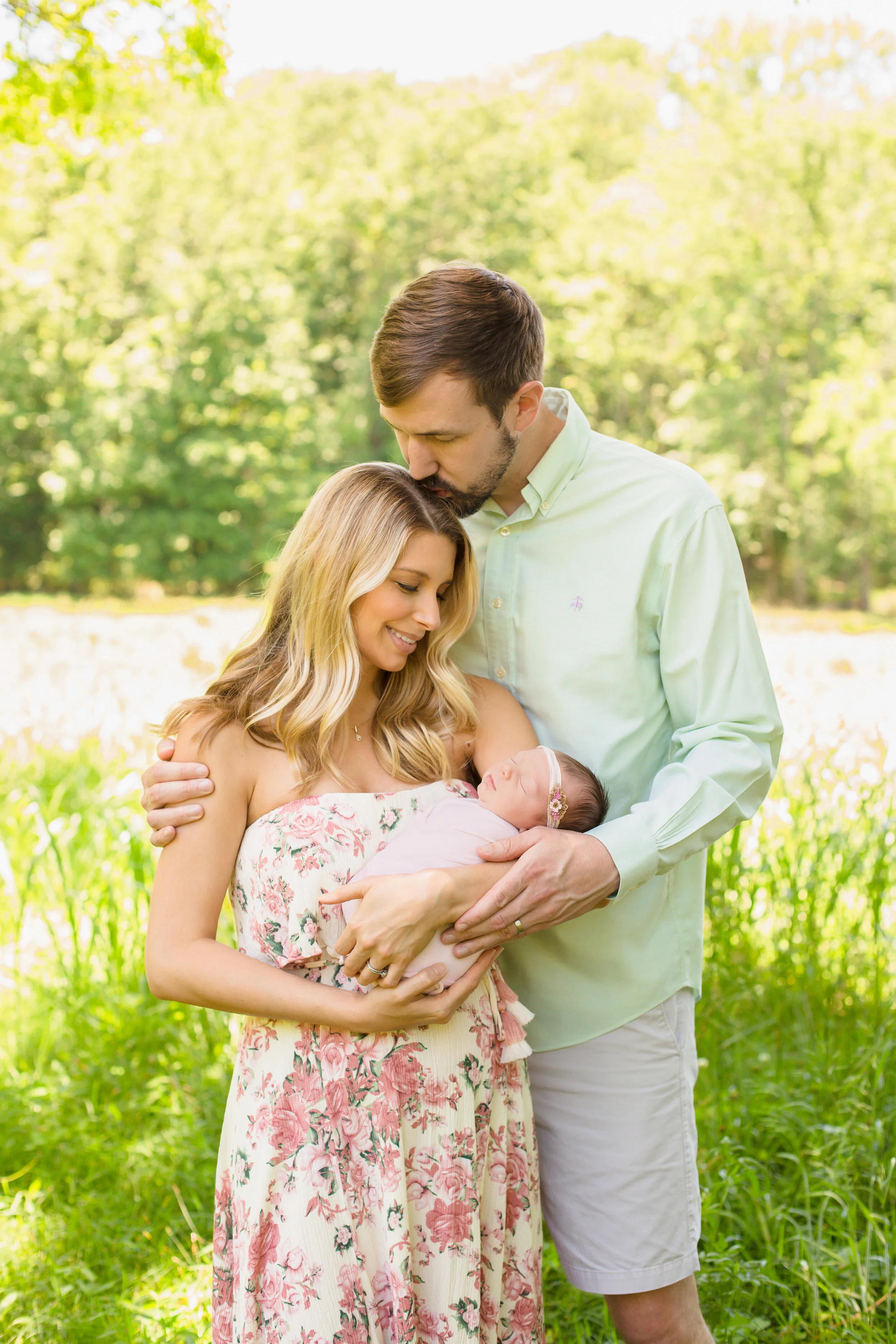 Emmy-Newborn-Photos-Nashville-Family-Photographer-Chelsea-Meadows-Photography-(15).jpg