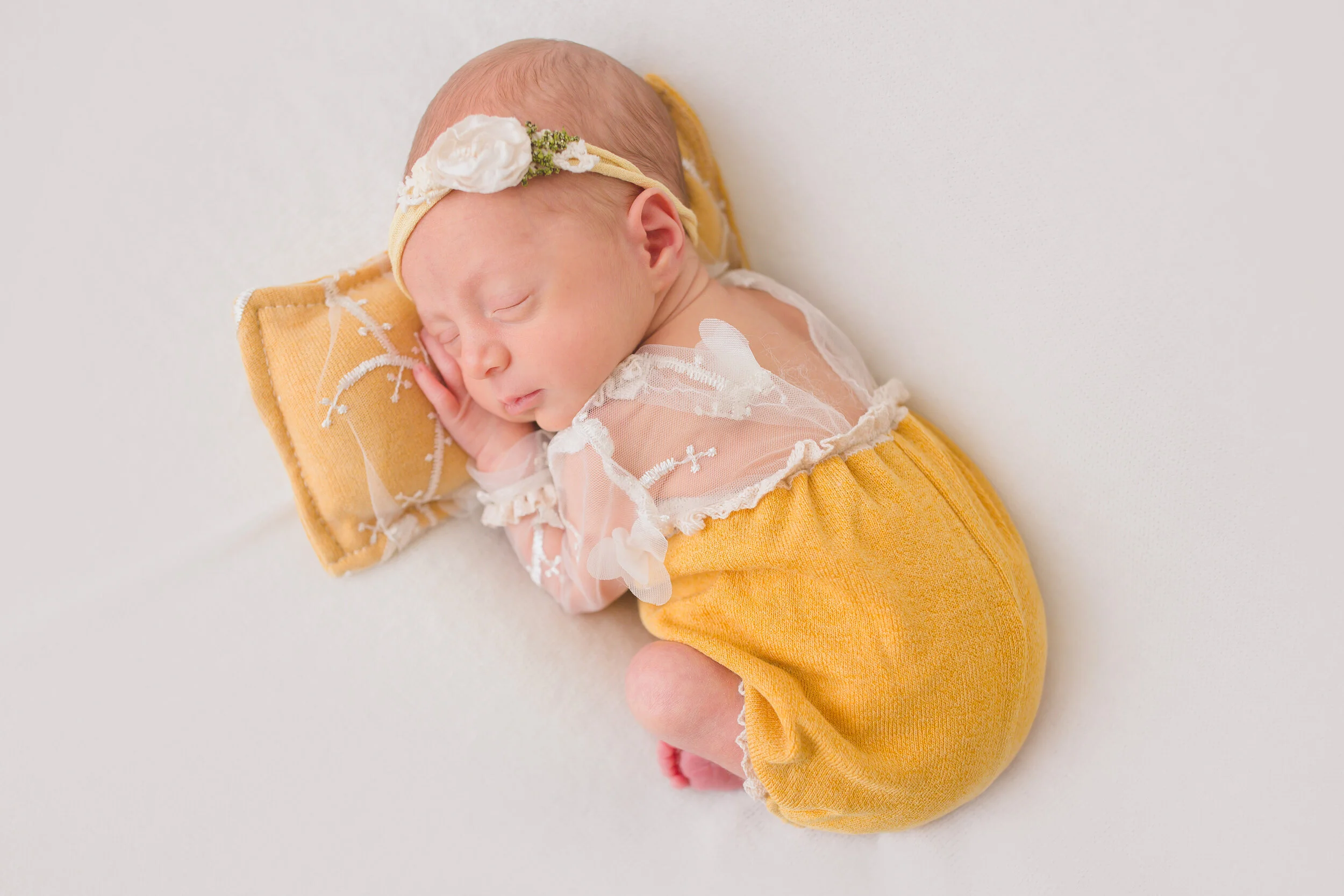 Catarina-Newborn-Session-Nashville-Newborn-Photographer-Chelsea-Meadows-Photography-(6).jpg