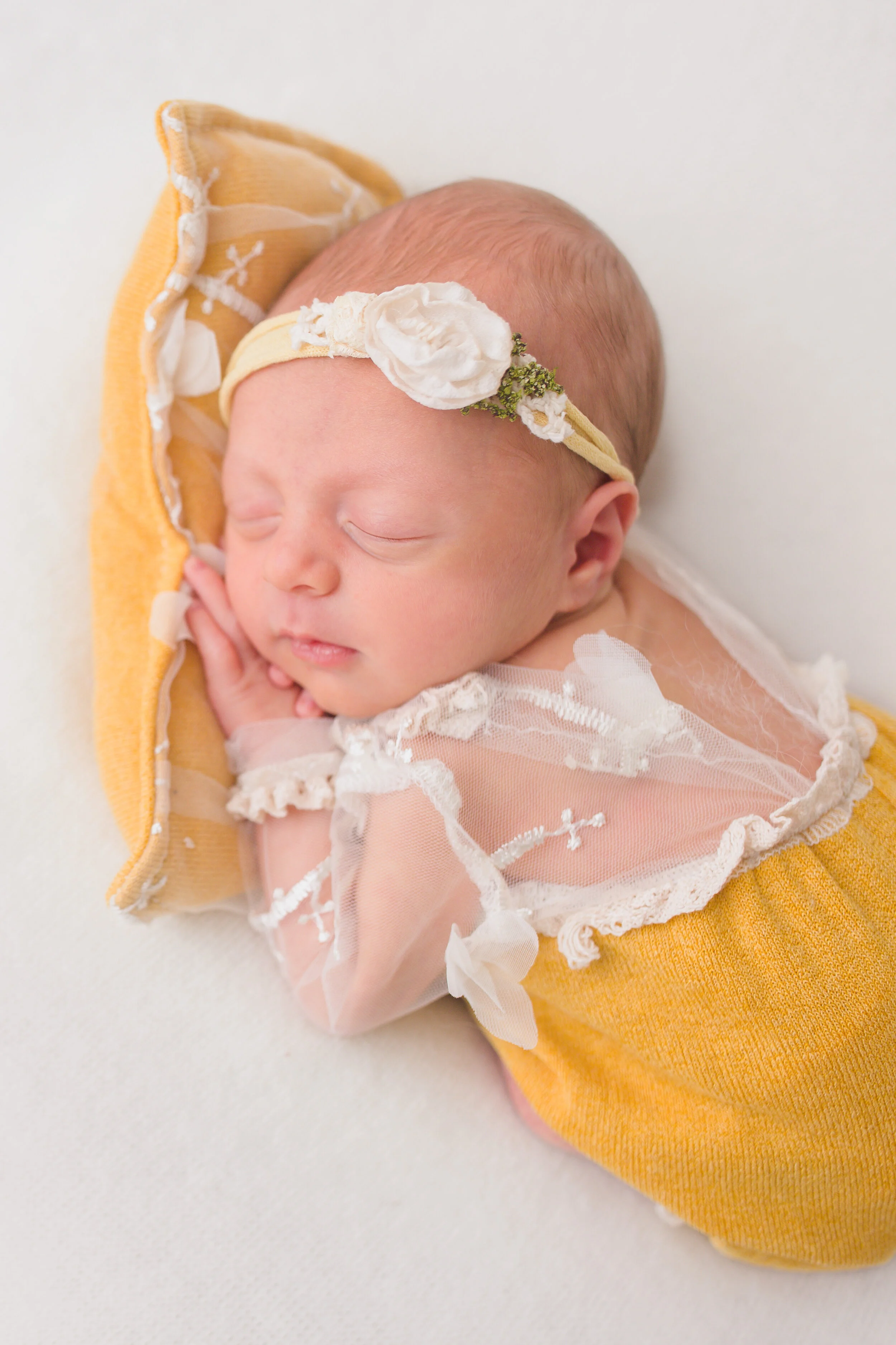 Catarina-Newborn-Session-Nashville-Newborn-Photographer-Chelsea-Meadows-Photography-(5).jpg