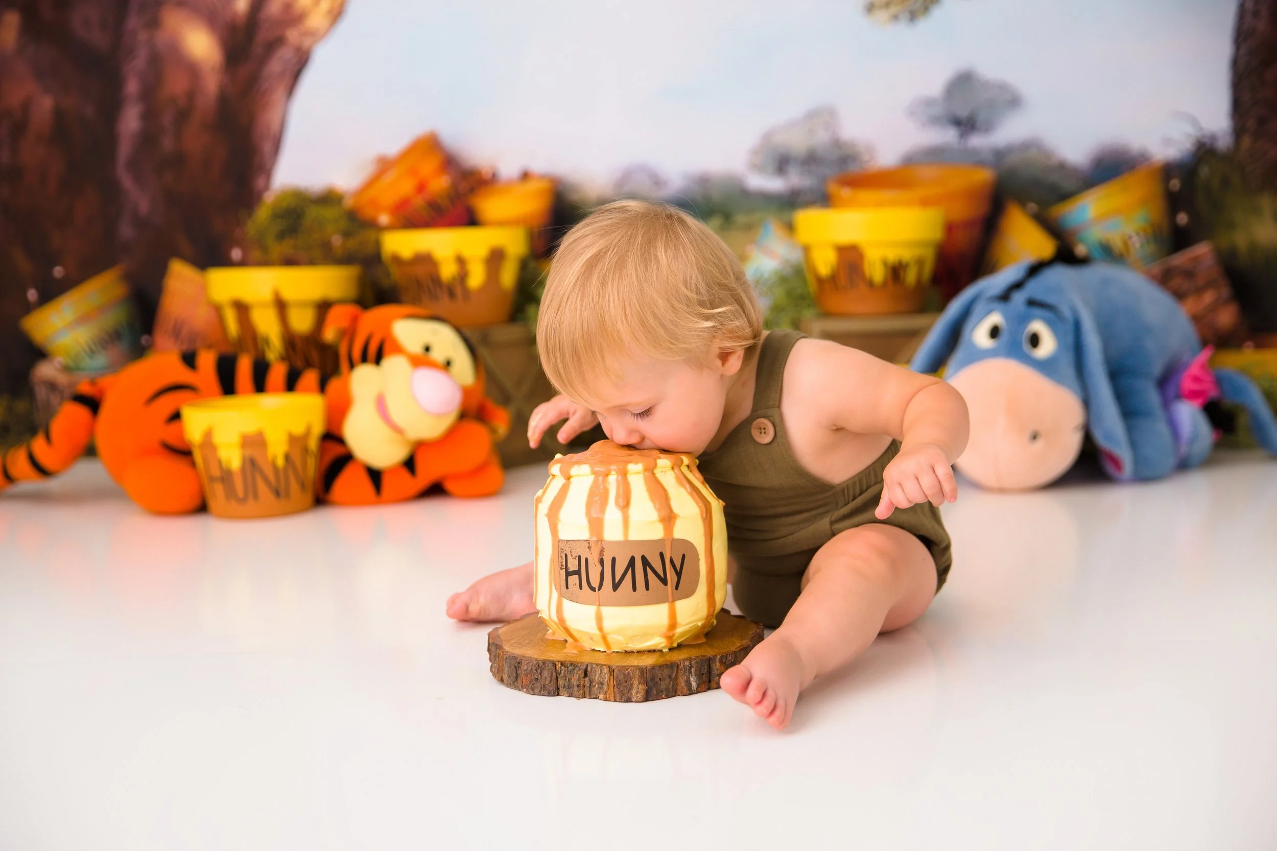 Vinny-First-Birthday-Cake-Smash-Pizza-Nashville-Cake-Smash-Chelsea-Meadows-Photography-(109).jpg